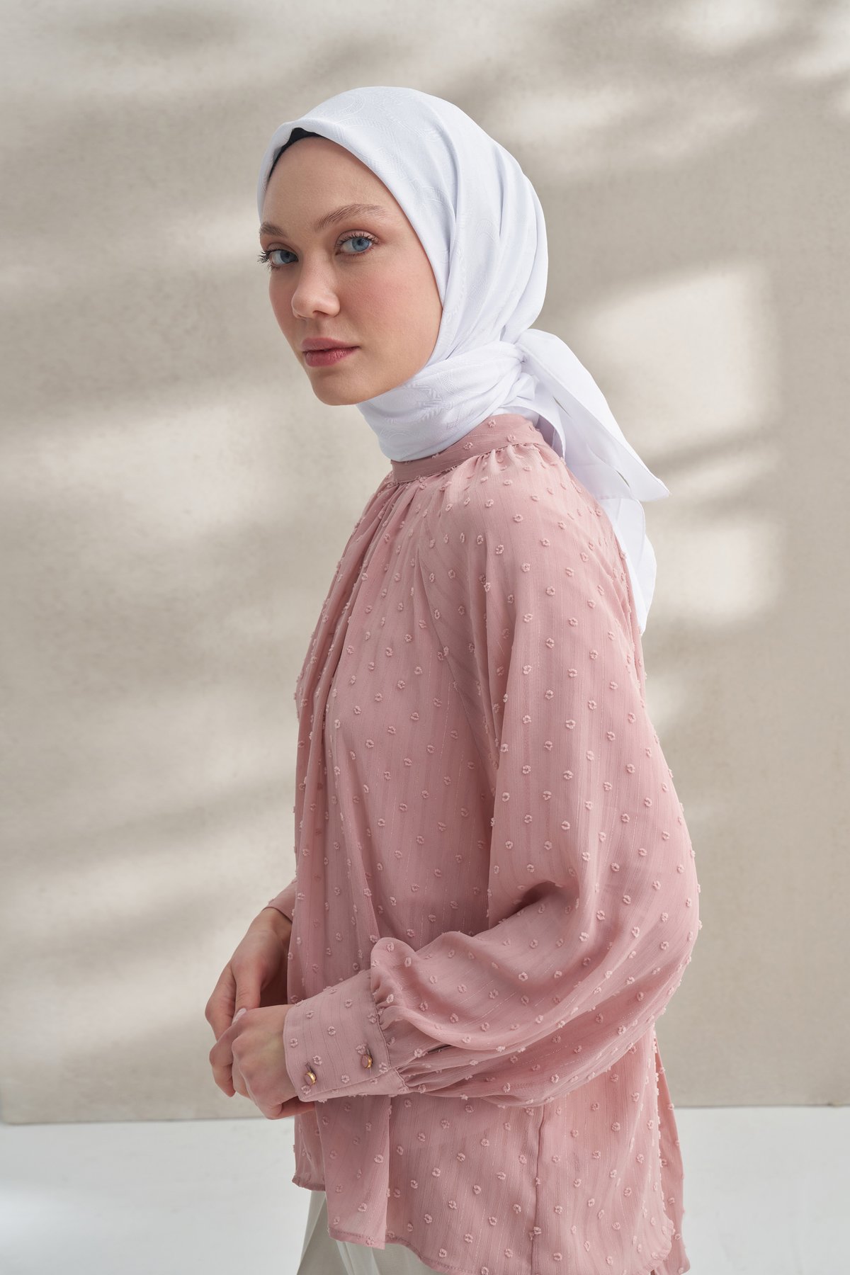 KREP JAKAR Q DESEN EŞARP -  KIRIK BEYAZ