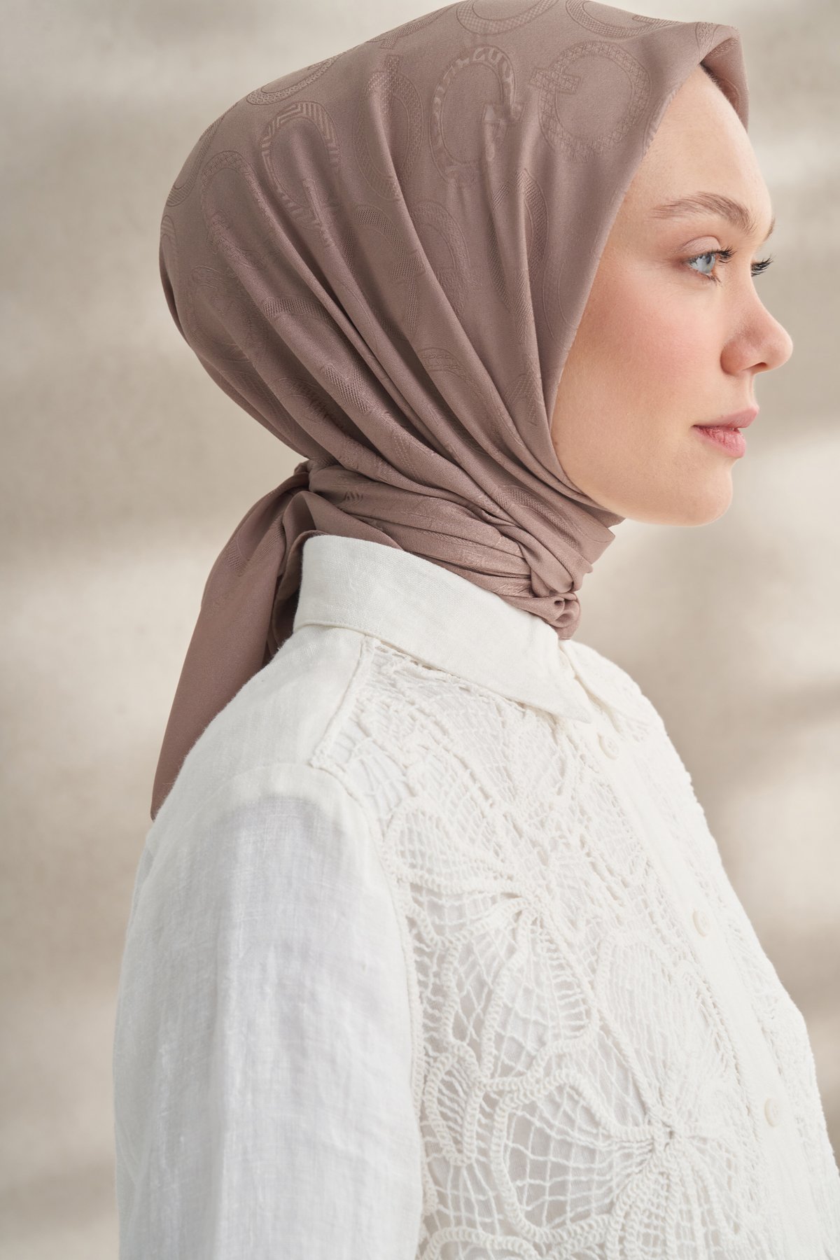 KREP JAKAR Q DESEN EŞARP -  VİZON