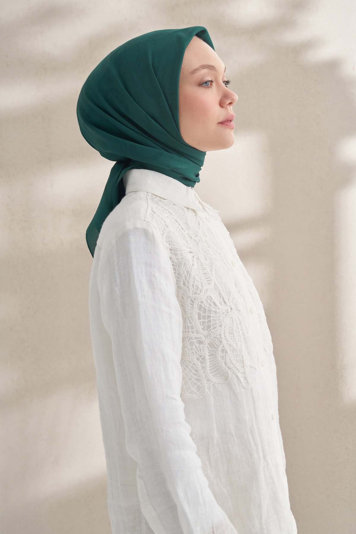 KREP JAKAR Q DESEN EŞARP -  ZÜMRÜT