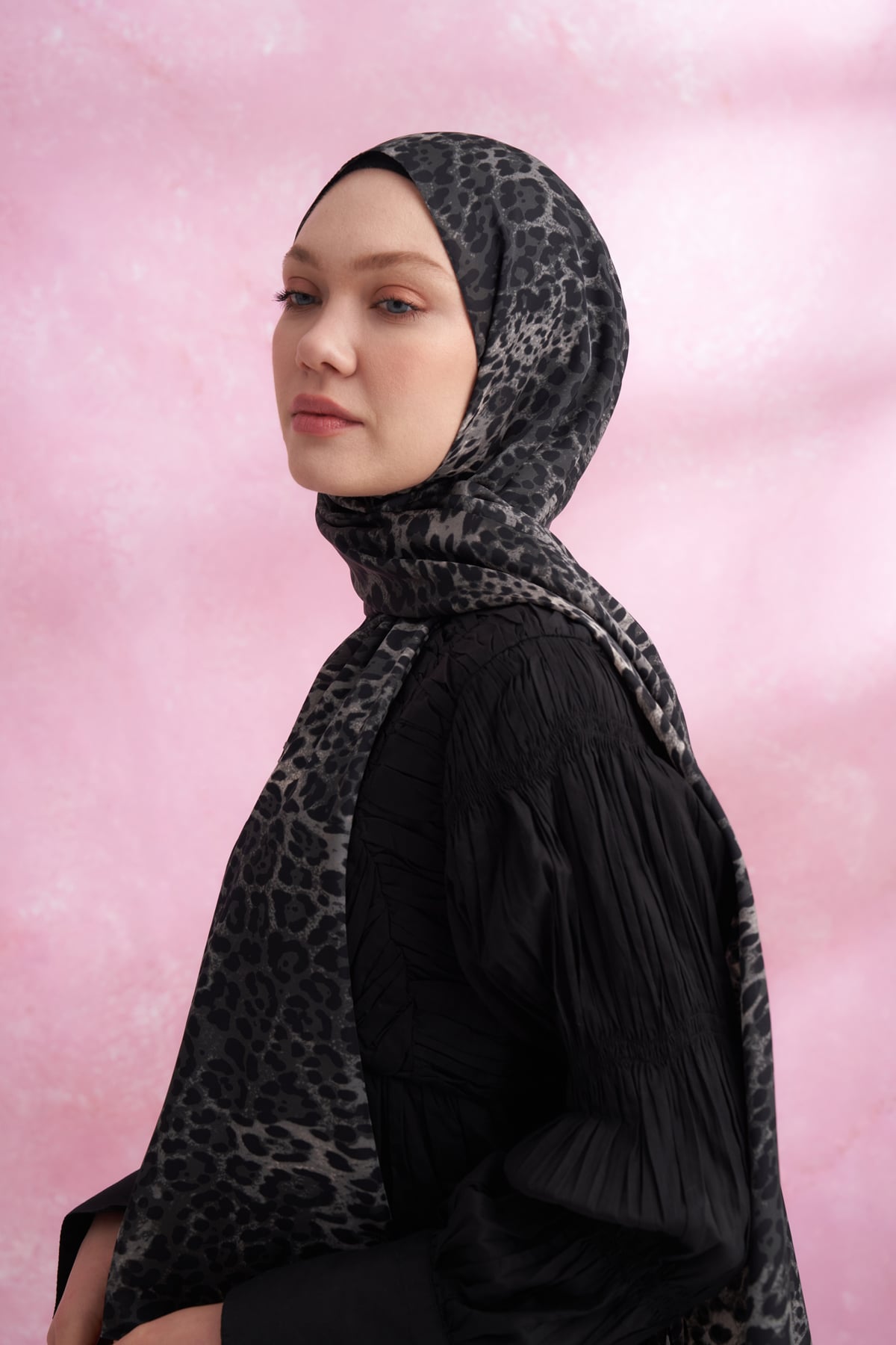 LEOPAR VUAL CLASSIC DESEN ŞAL - SİYAH