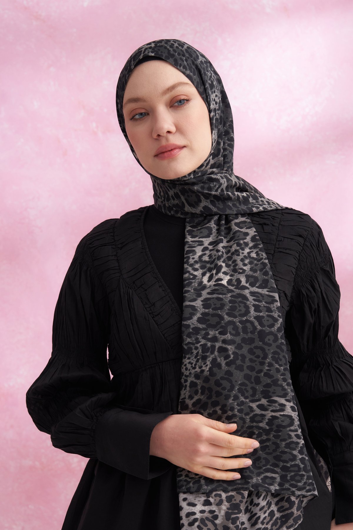 LEOPAR VUAL CLASSIC DESEN ŞAL - SİYAH