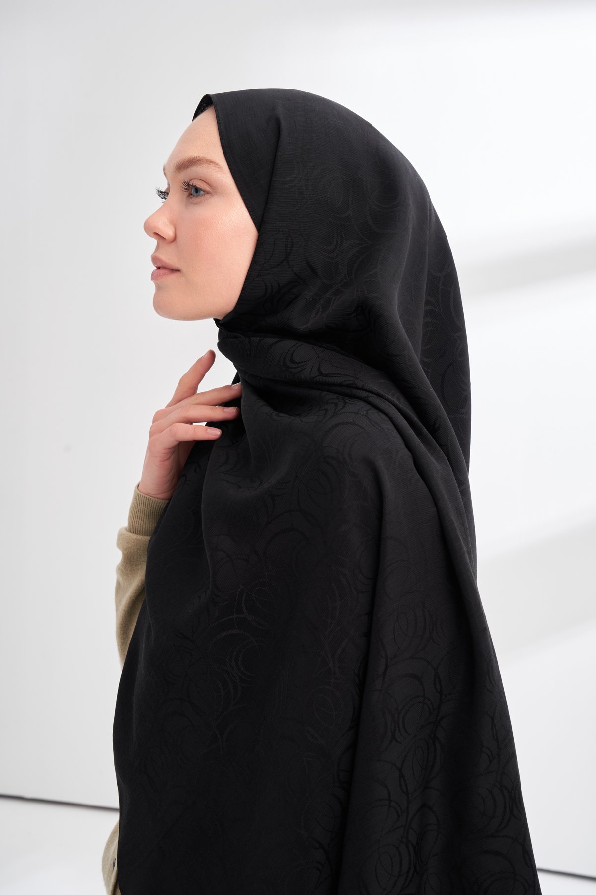 LIORA DESEN FLOŞ PAMUK ŞAL - SİYAH