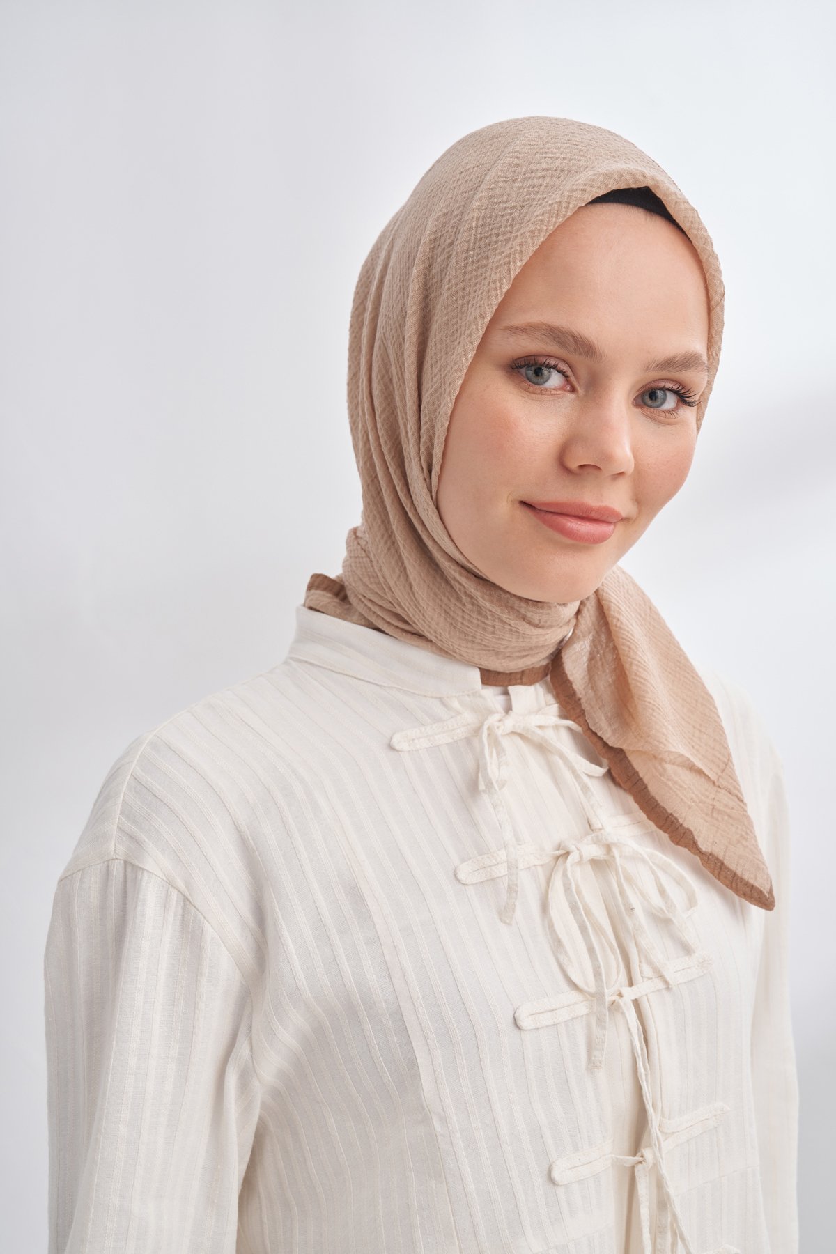 MÜSLİN BİYELİ EŞARP - BEJ