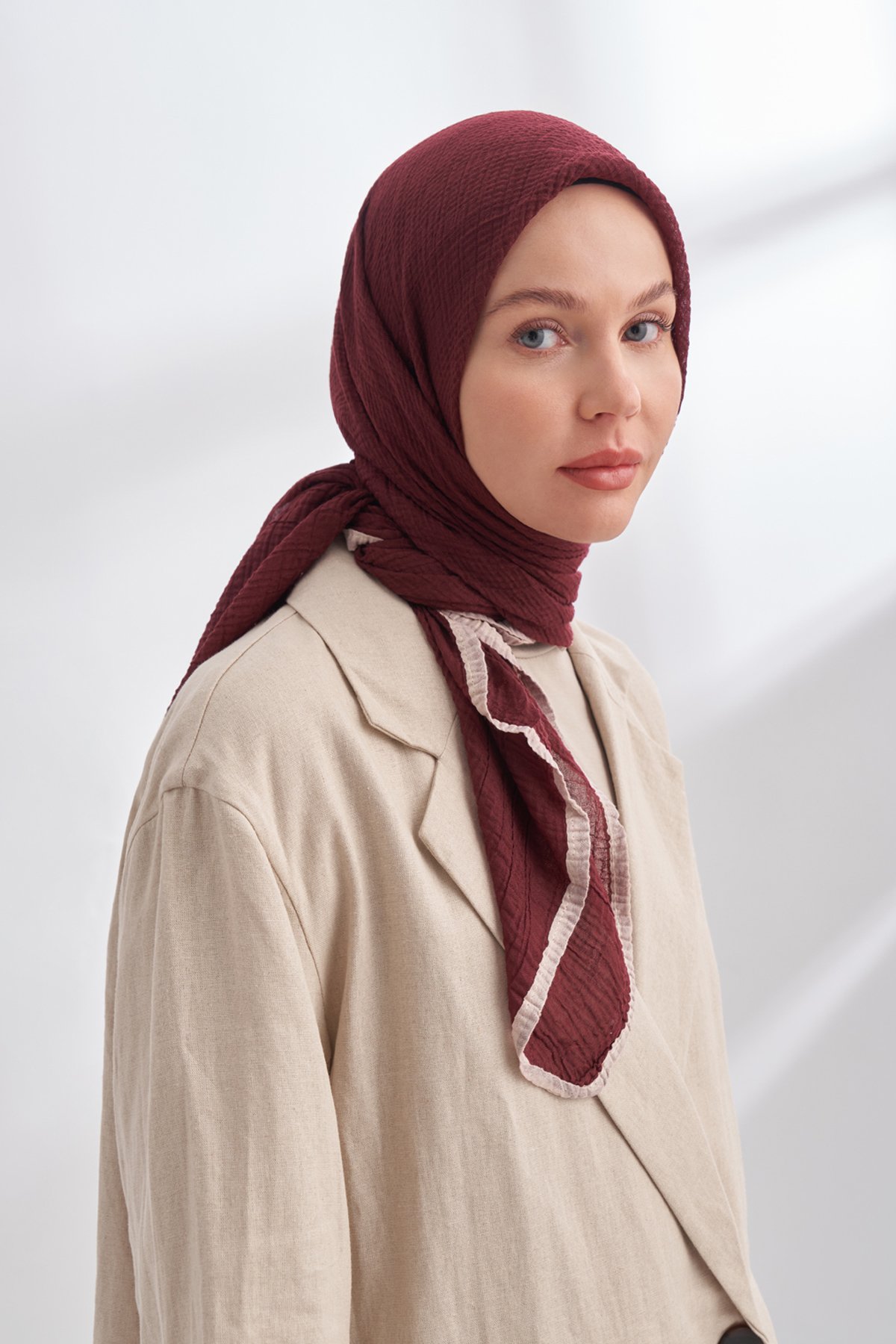 MÜSLİN BİYELİ EŞARP - BURGUNDY