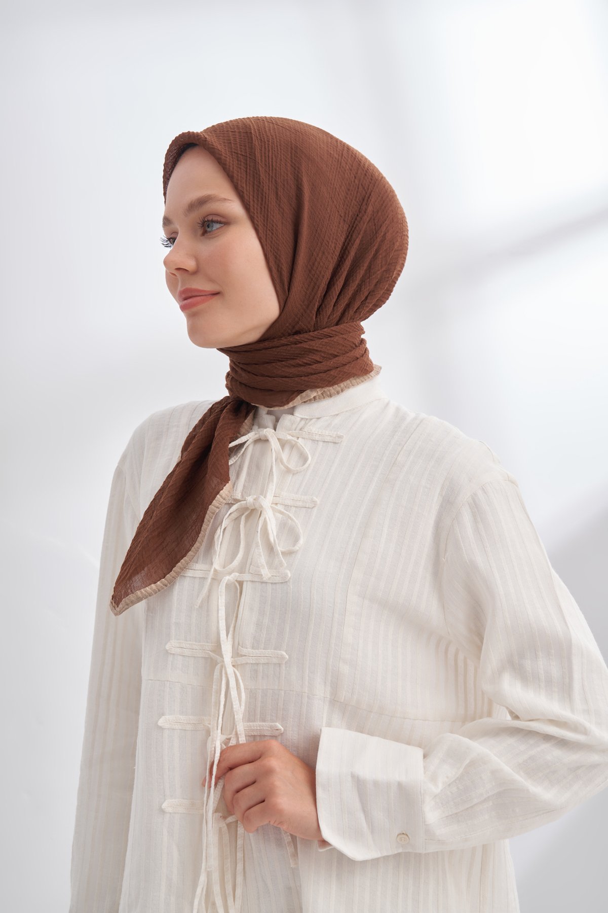 MÜSLİN BİYELİ EŞARP - KAHVE