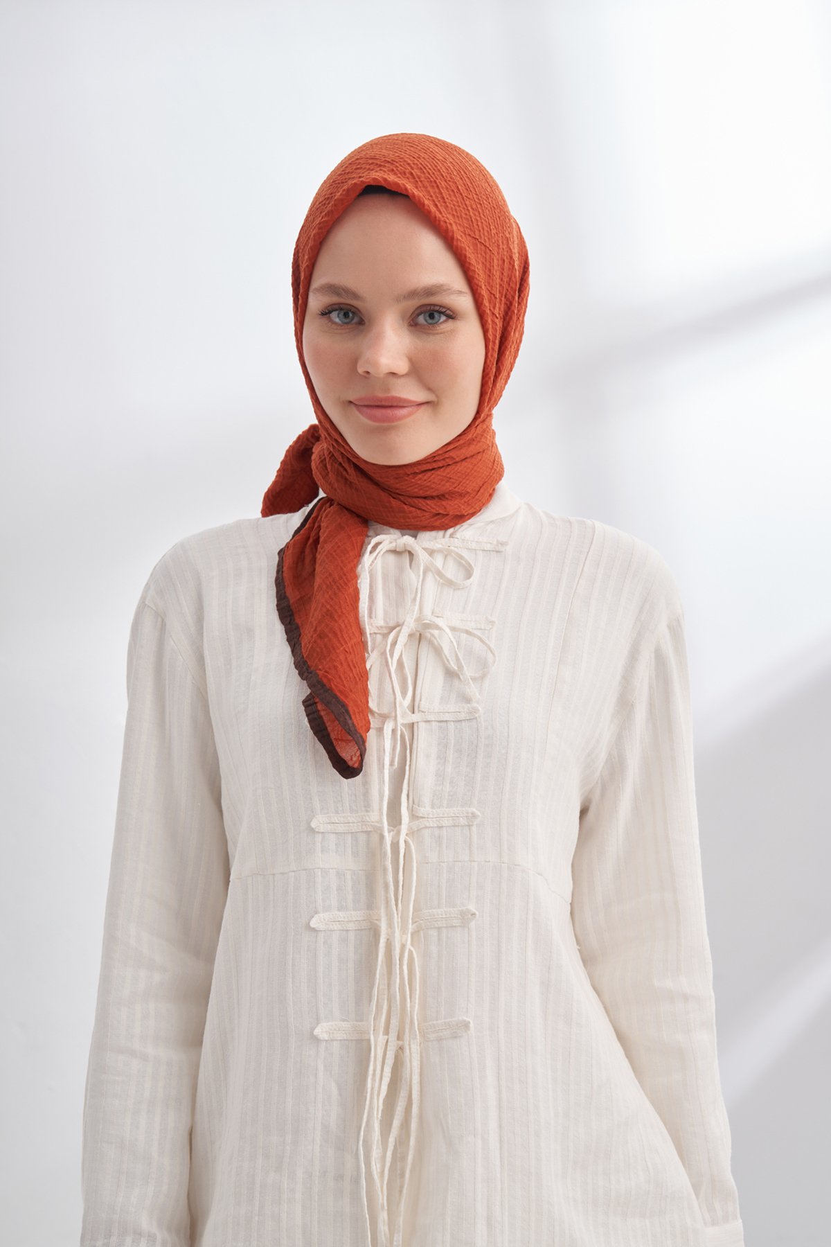 MÜSLİN BİYELİ EŞARP - KİREMİT