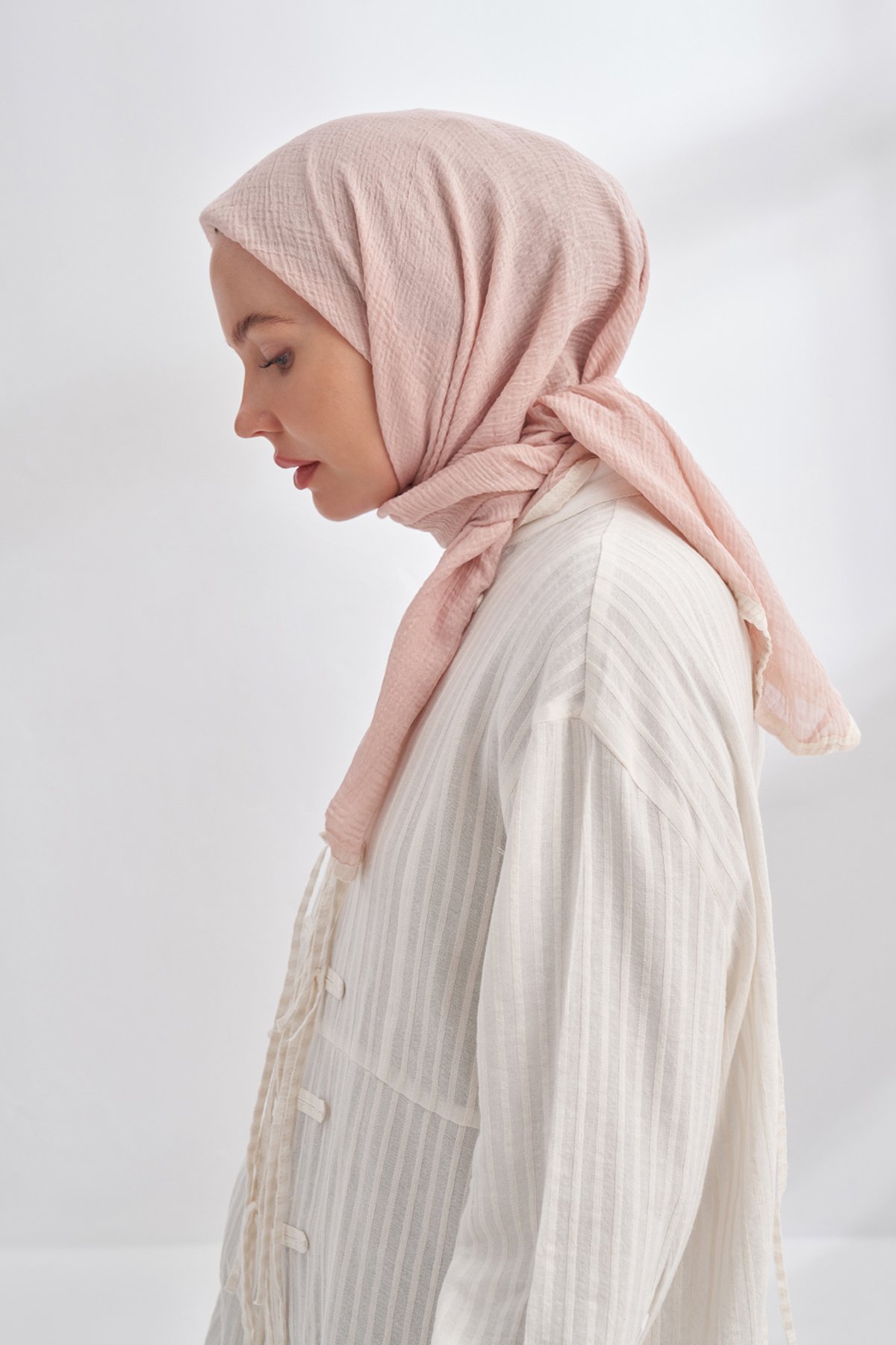 MÜSLİN BİYELİ EŞARP - PUDRA