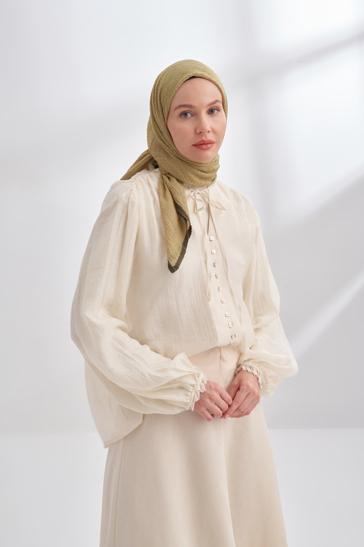 MÜSLİN BİYELİ EŞARP - YAĞ YEŞİLİ