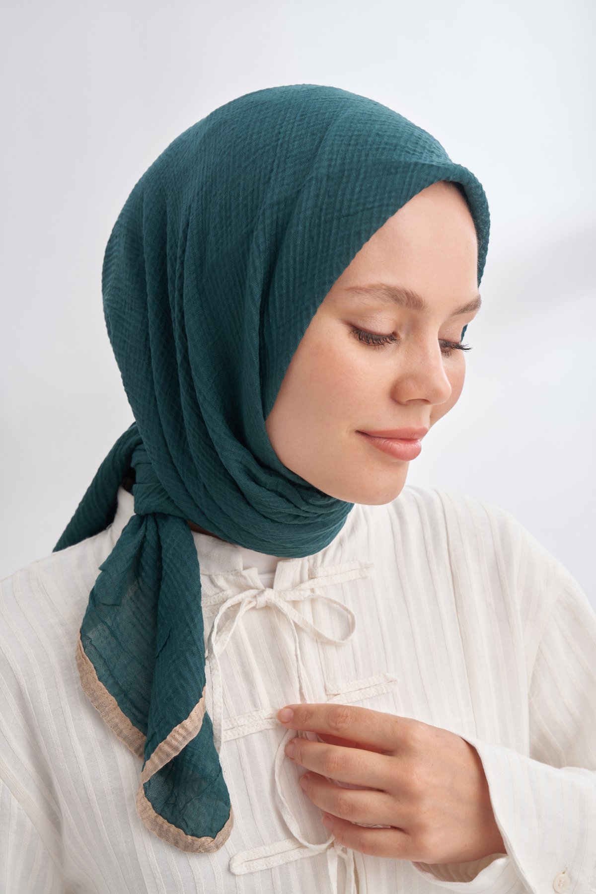 MÜSLİN BİYELİ EŞARP - ZÜMRÜT