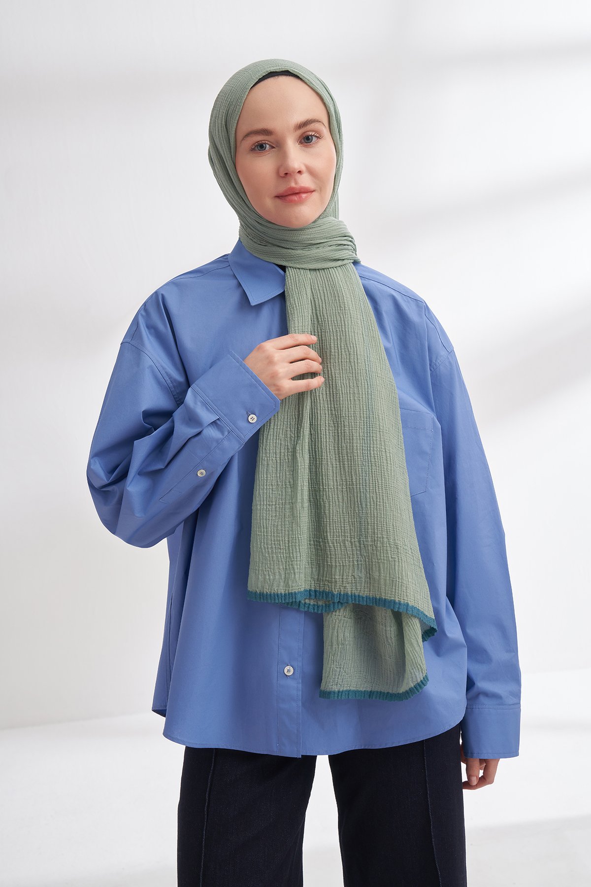 MÜSLİN BİYELİ ŞAL - ÇAĞLA YEŞİLİ