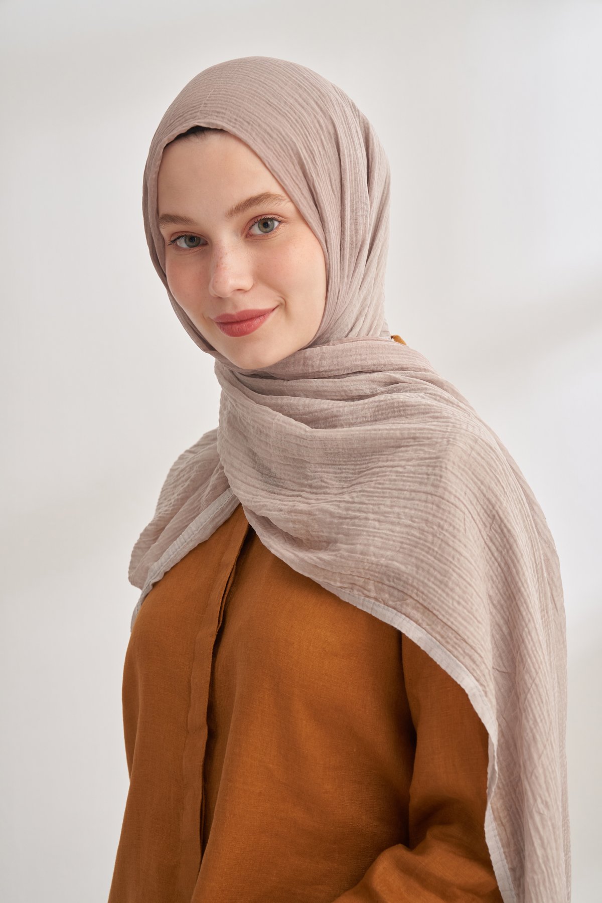 MÜSLİN DEGRADE BİYELİ ŞAL - AÇIK VİZON - AÇIK TAŞ