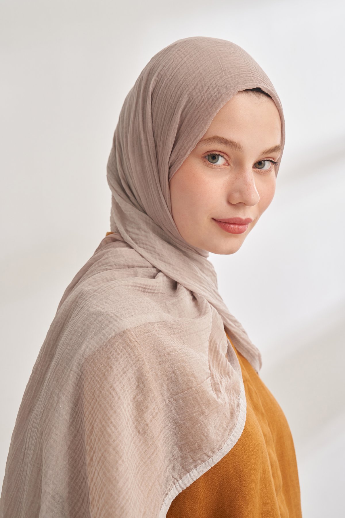 MÜSLİN DEGRADE BİYELİ ŞAL - AÇIK VİZON - AÇIK TAŞ