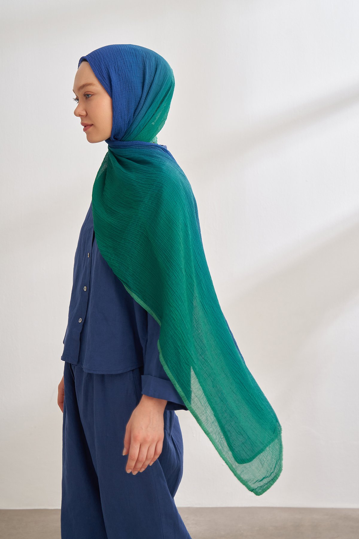 MÜSLİN DEGRADE BİYELİ ŞAL - BENETTON