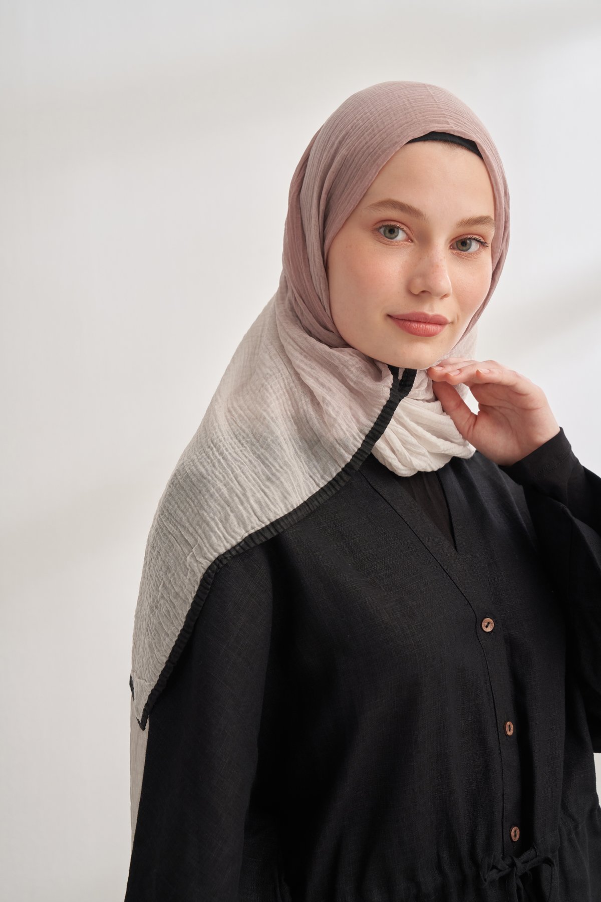 MÜSLİN DEGRADE BİYELİ ŞAL - DEVE TÜYÜ - KREM