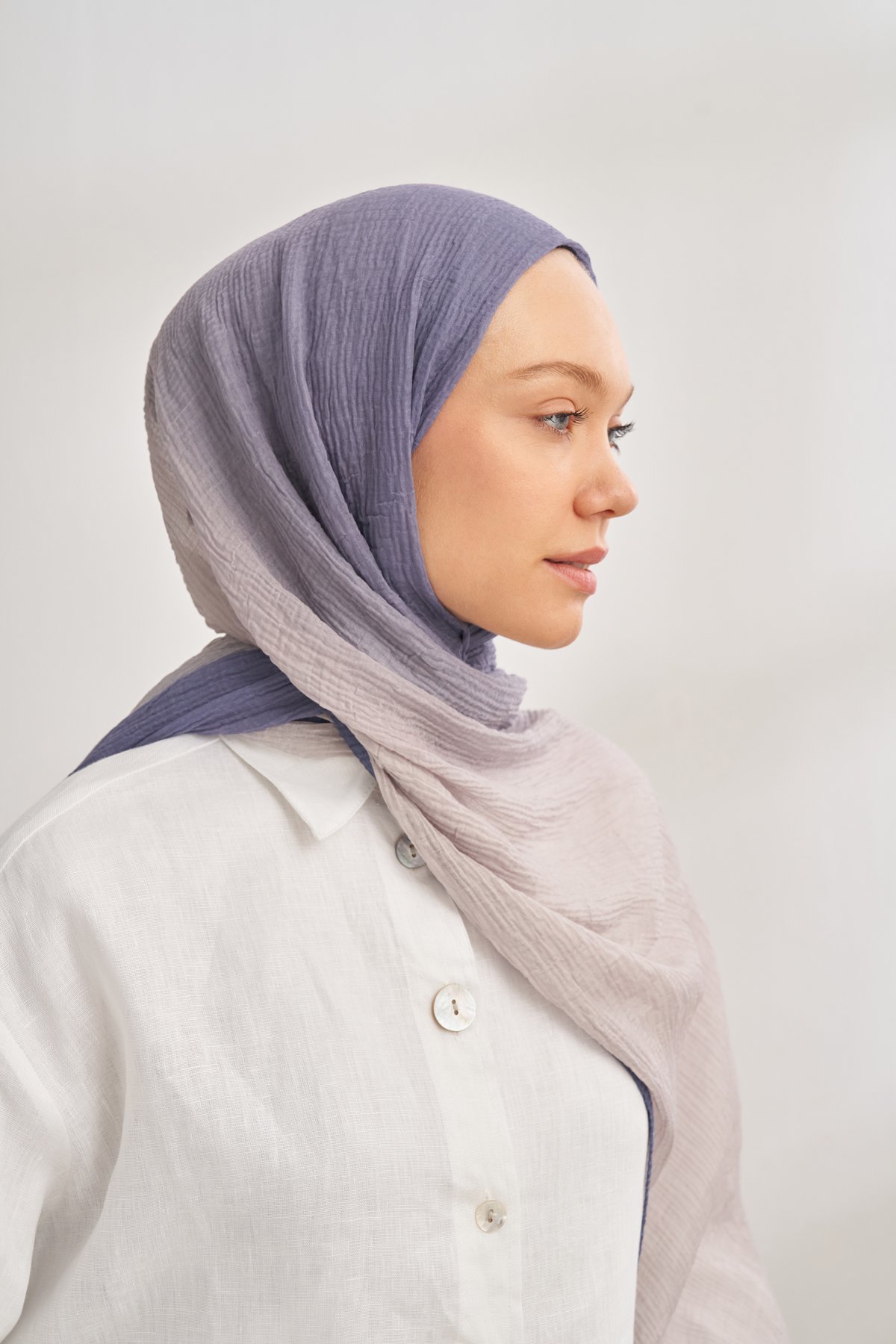 MÜSLİN DEGRADE BİYELİ ŞAL - GECE MAVİSİ - TAŞ