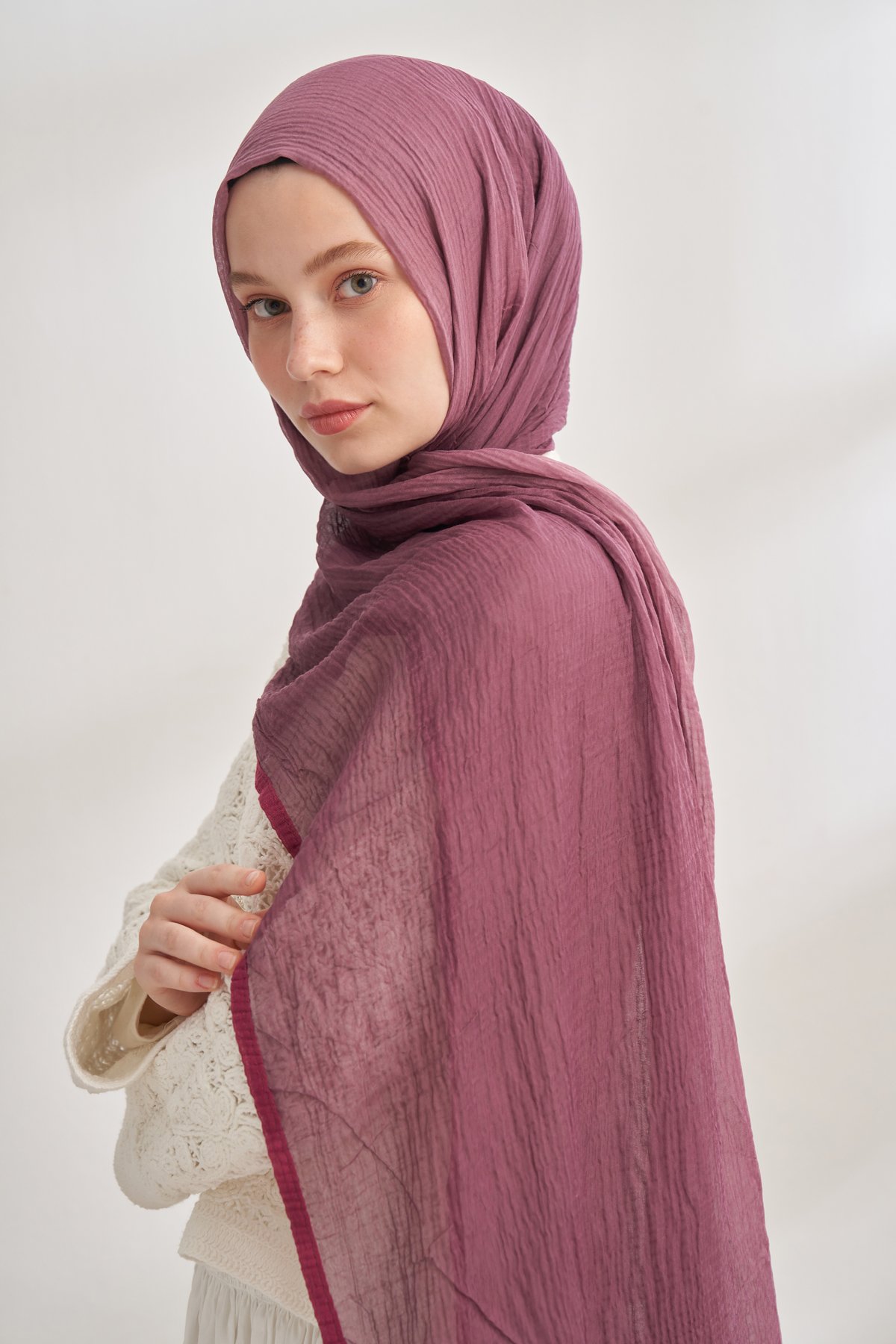 MÜSLİN DEGRADE BİYELİ ŞAL - GÜL KURUSU