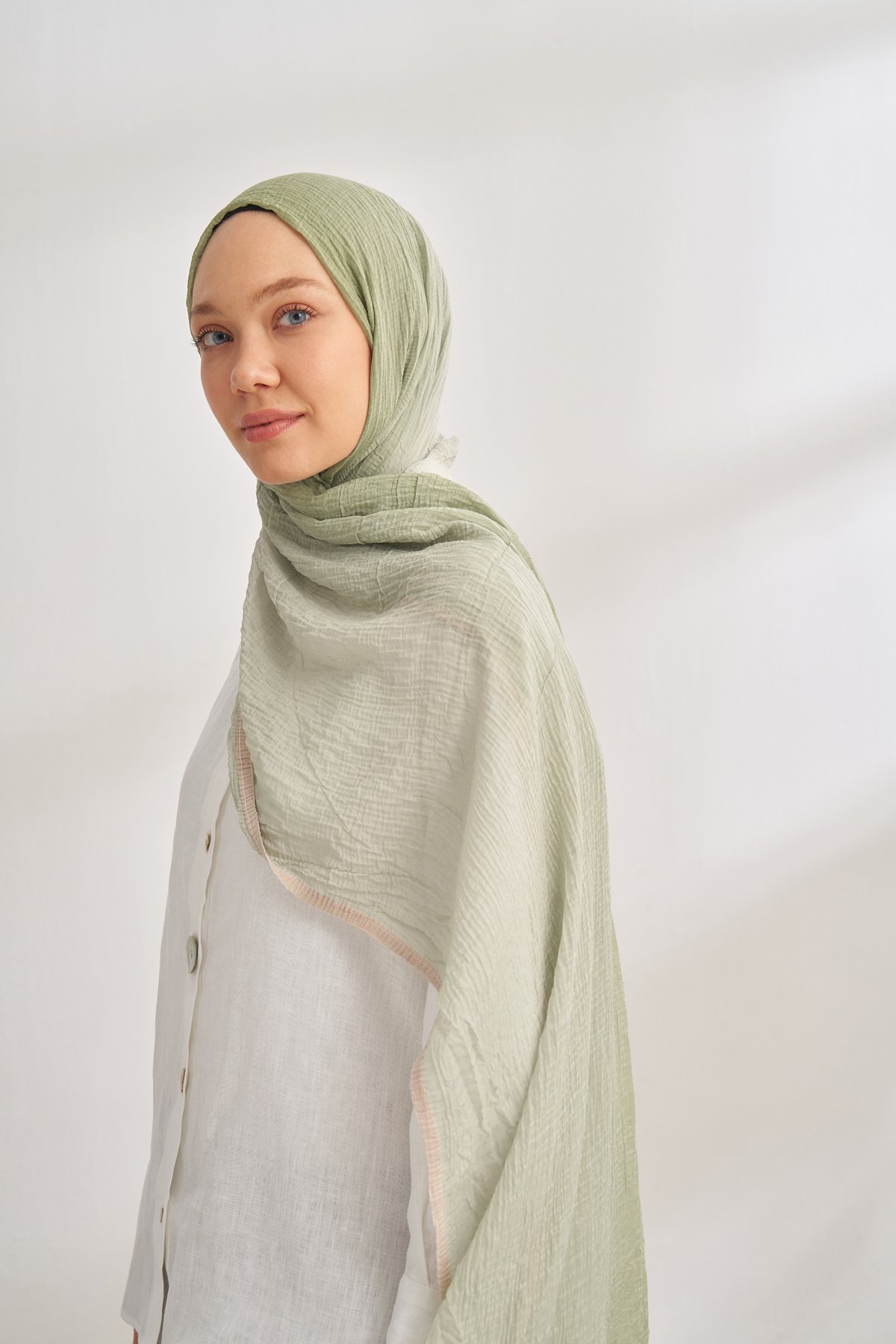 MÜSLİN DEGRADE BİYELİ ŞAL - KETEN YEŞİLİ - ÇAĞLA YEŞİLİ