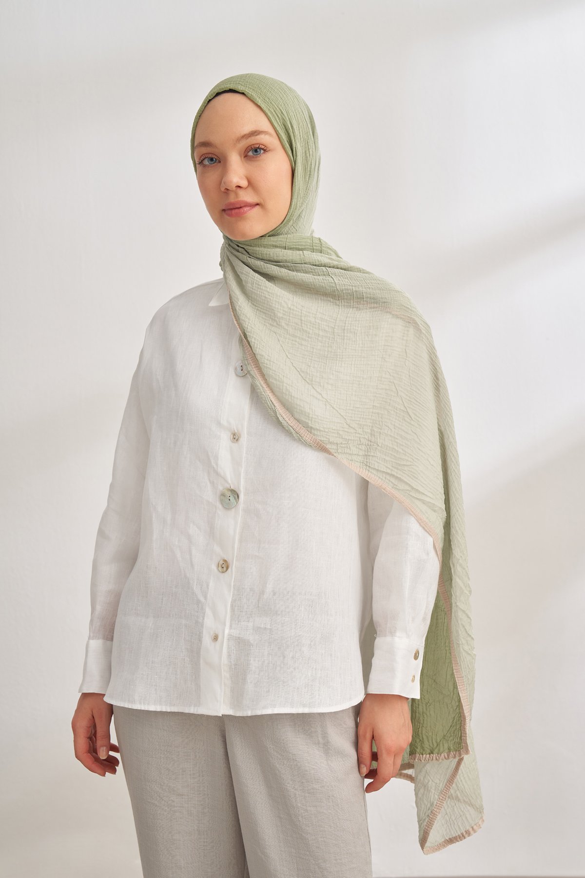 MÜSLİN DEGRADE BİYELİ ŞAL - KETEN YEŞİLİ - ÇAĞLA YEŞİLİ