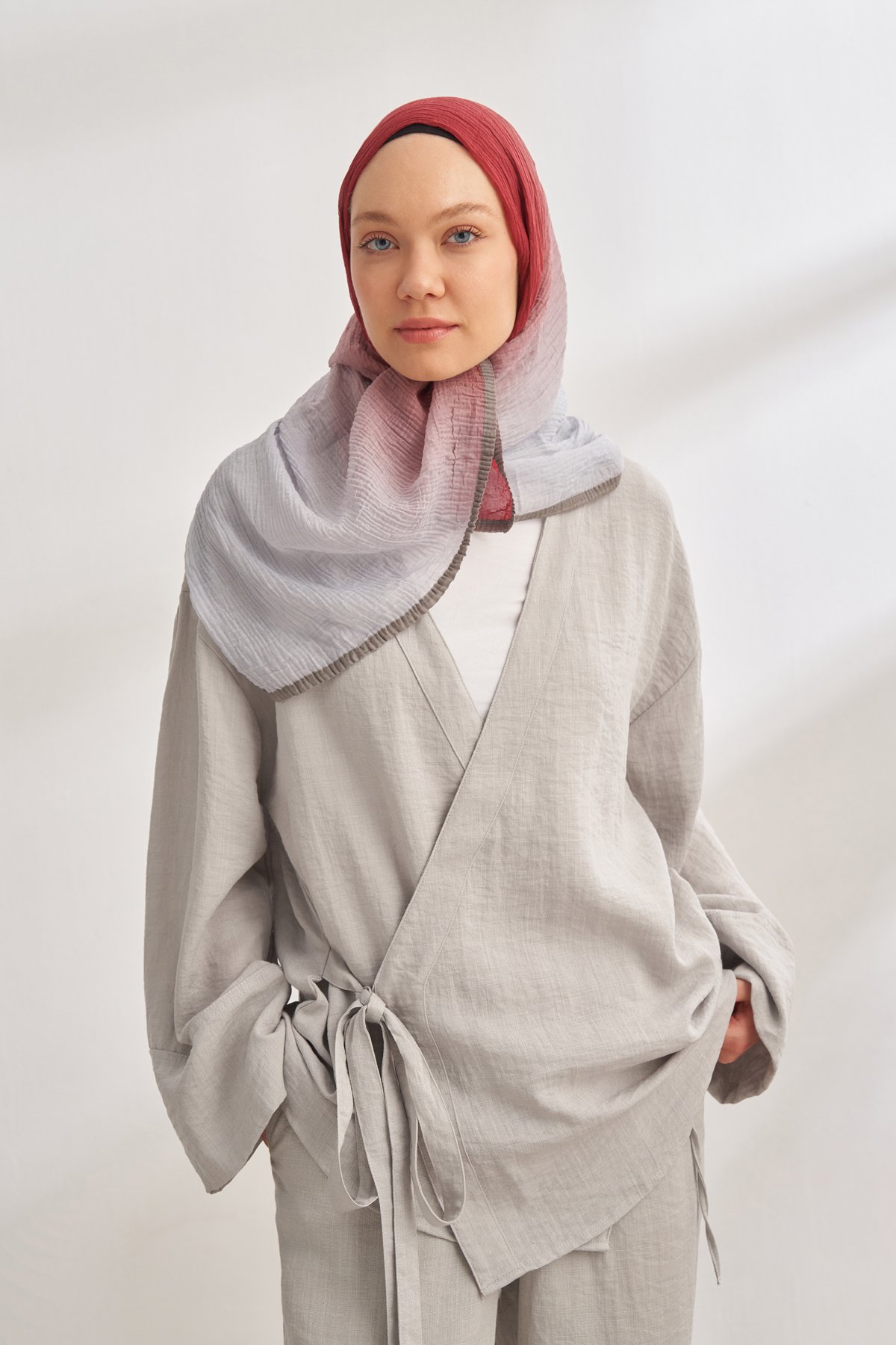 MÜSLİN DEGRADE BİYELİ ŞAL - KIRMIZI