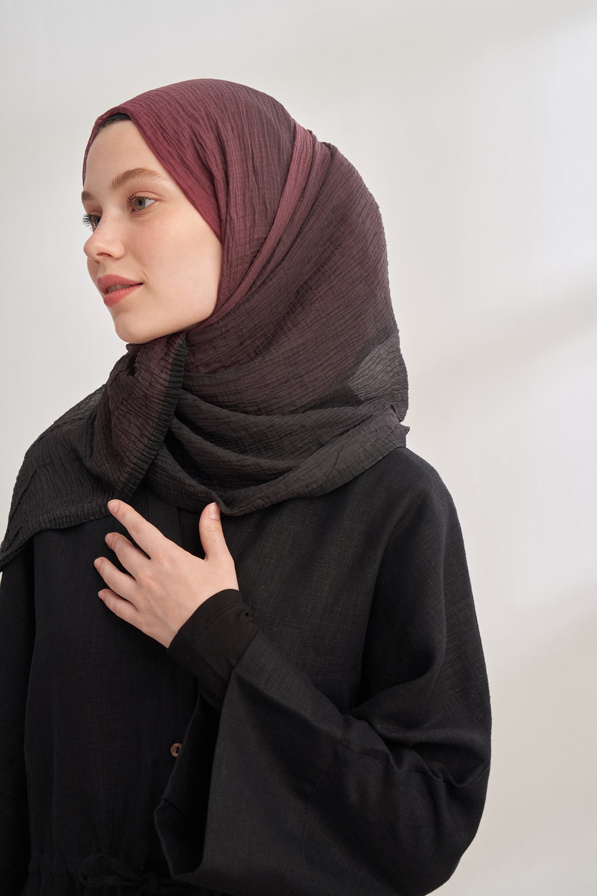 MÜSLİN DEGRADE BİYELİ ŞAL - SİYAH - BORDO