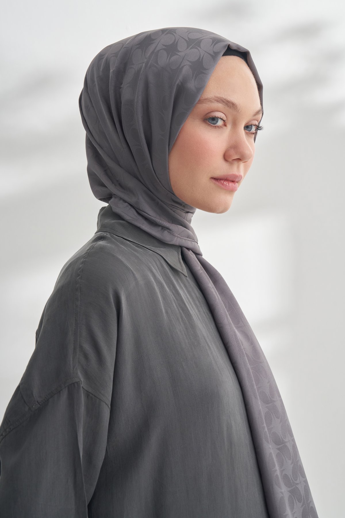 NANYA JAKAR RÜZGARGÜLÜ DESEN ŞAL - FÜME