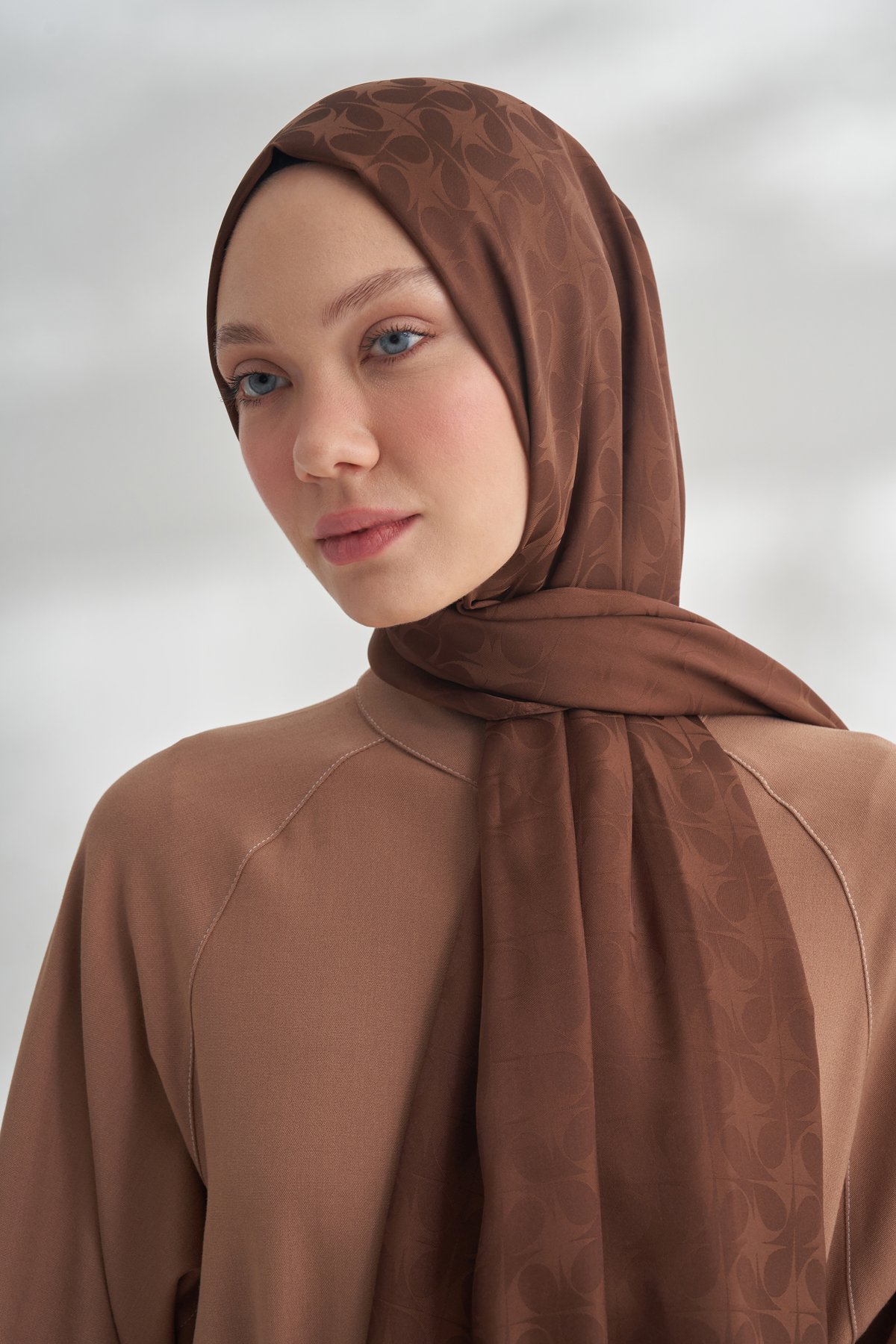 NANYA JAKAR RÜZGARGÜLÜ DESEN ŞAL - KAHVE