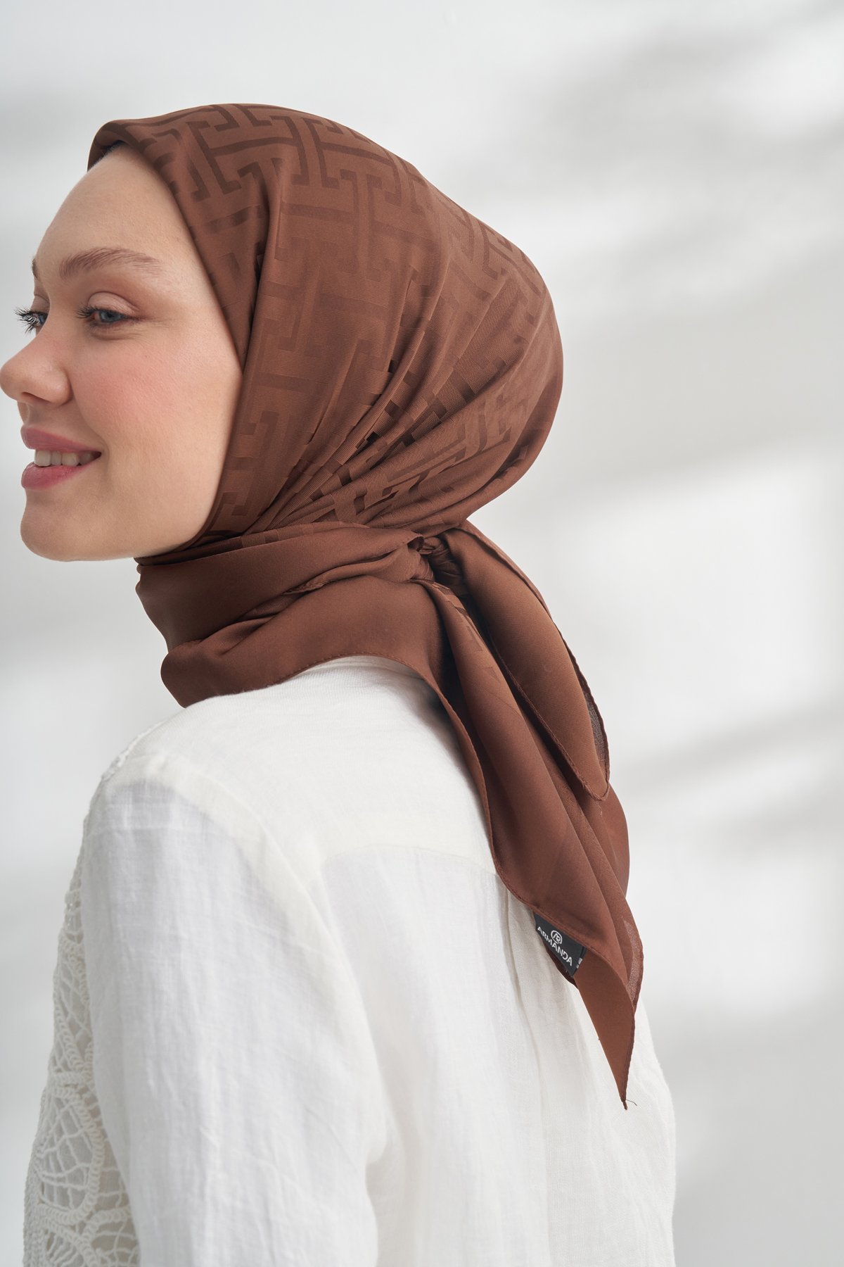 NANYA JAKAR T DESEN EŞARP - KAHVE