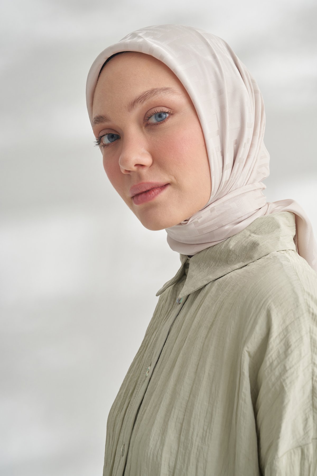 NANYA JAKAR T DESEN EŞARP - TAŞ