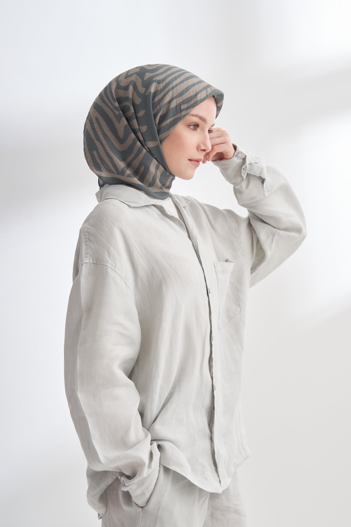 NOMADIC LINES DESEN THE TENCEL EDIT EŞARP  - ÇAĞLA YEŞİLİ