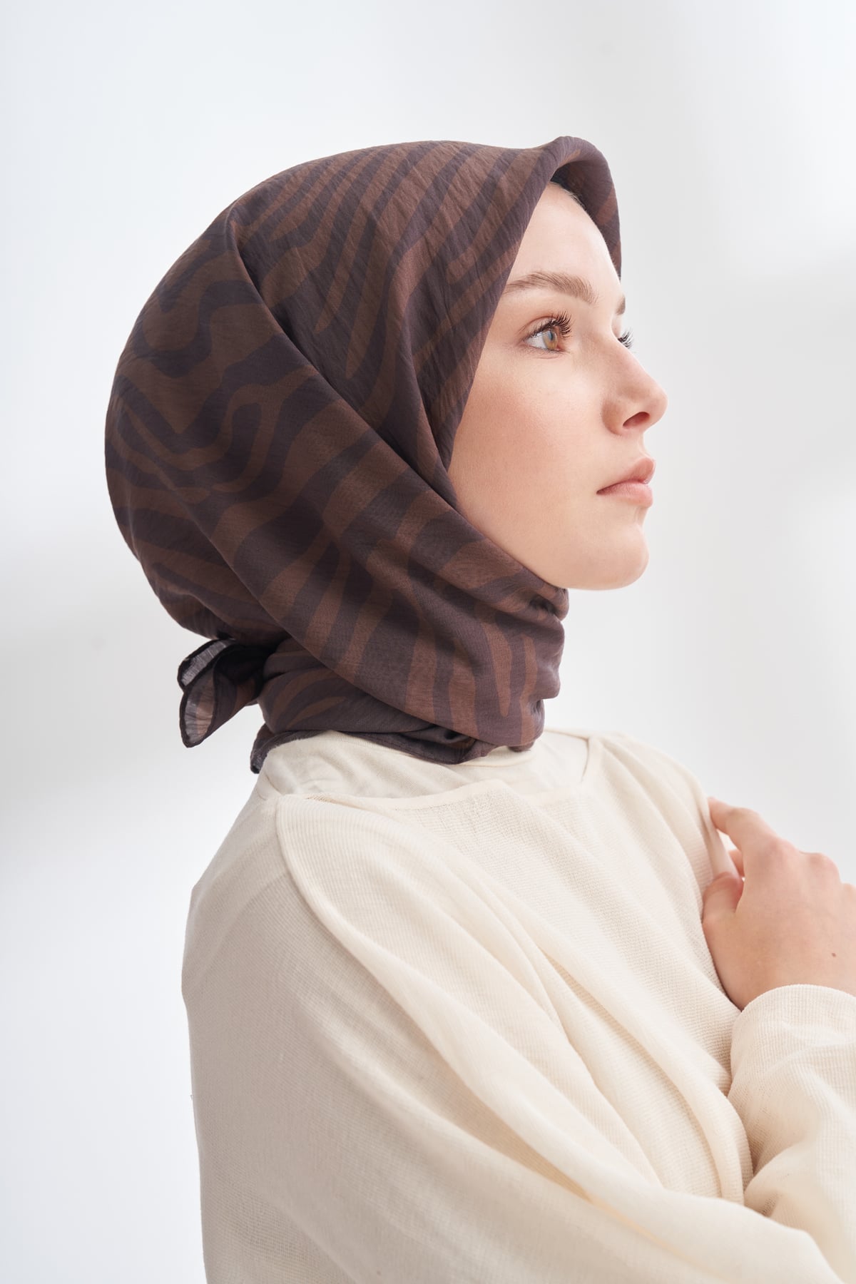 NOMADIC LINES DESEN THE TENCEL EDIT EŞARP  - ACI KAHVE