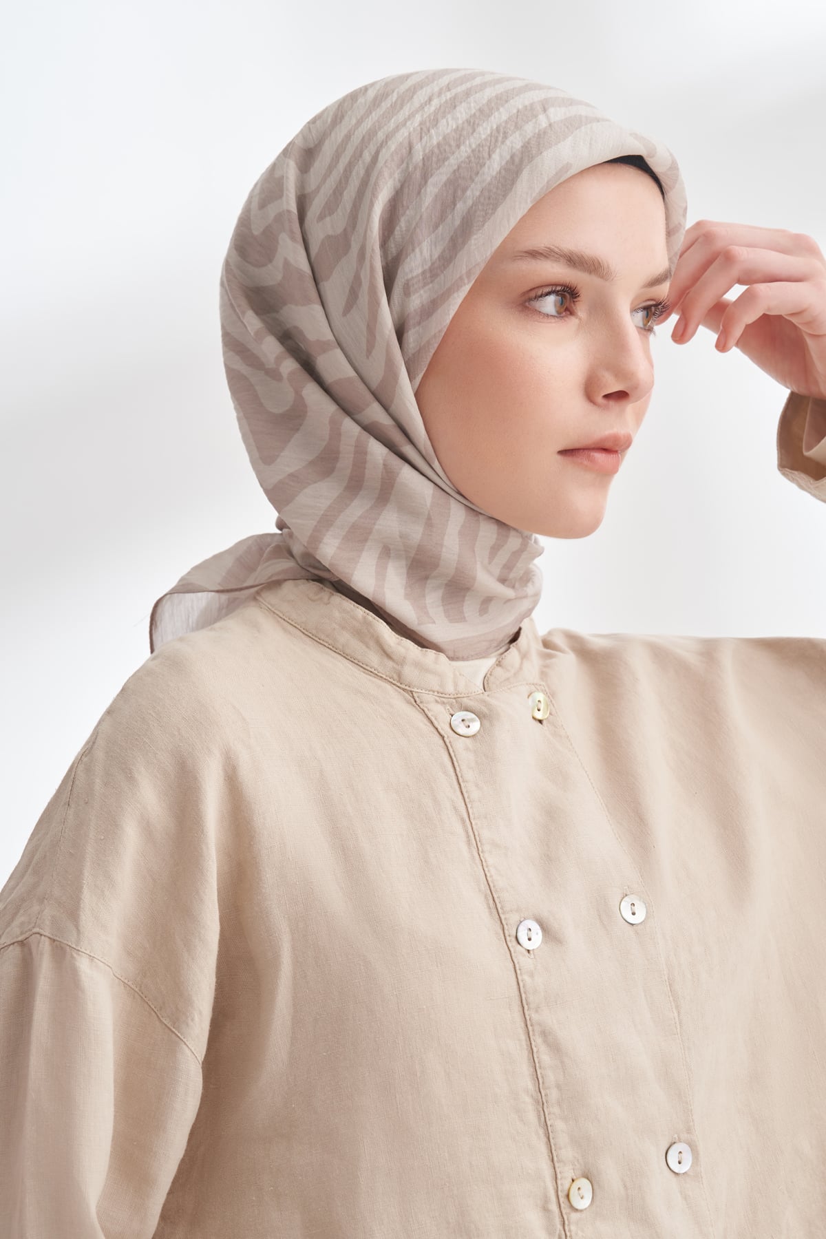 NOMADIC LINES DESEN THE TENCEL EDIT EŞARP  - AÇIK VİZON