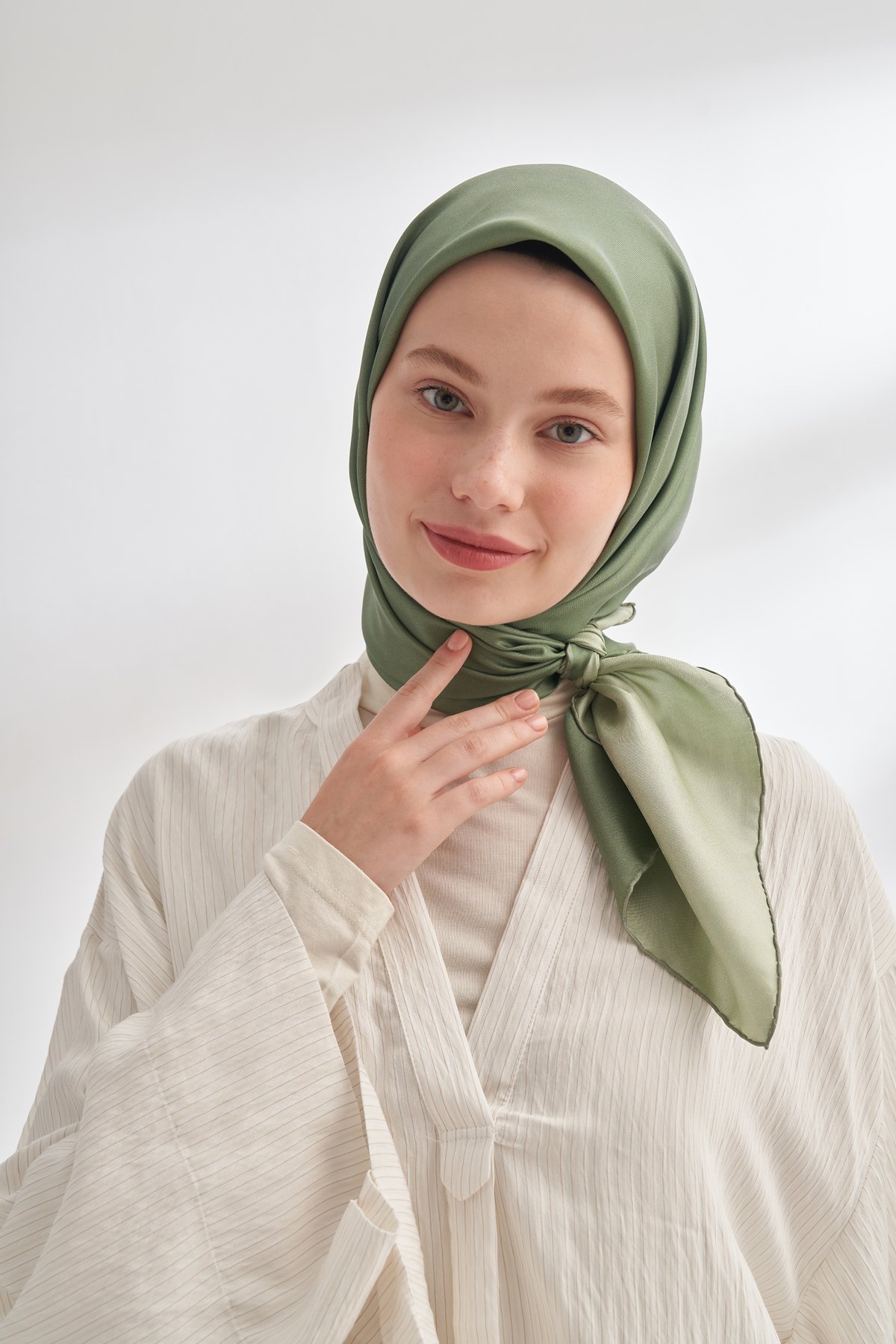 PREMIUM ÇİFT TARAFLI TWILL İPEK EŞARP - HAKİ - KETEN YEŞİLİ