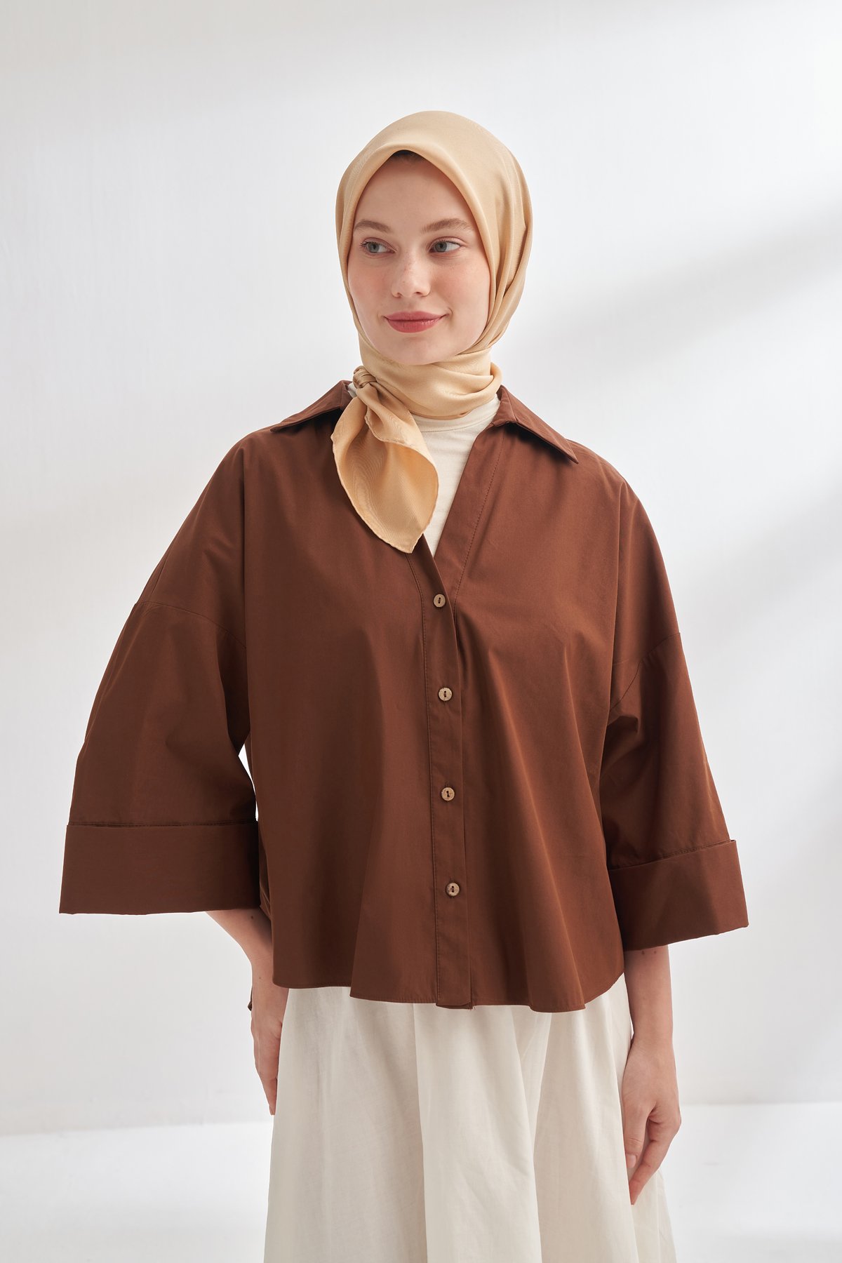 PREMIUM ÇİFT TARAFLI TWILL İPEK EŞARP -  KAHVE - BALKÖPÜĞÜ