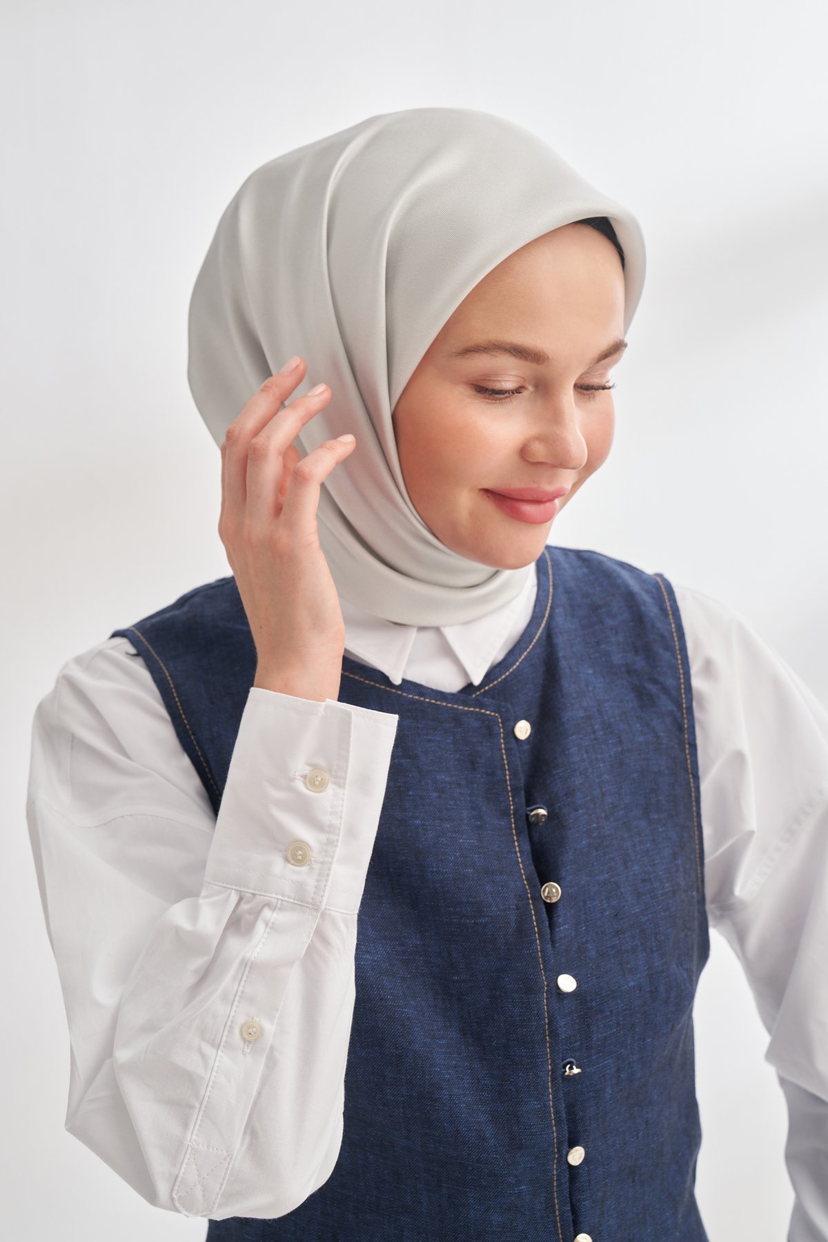 PREMIUM TWILL İPEK EŞARP -GÜMÜŞ