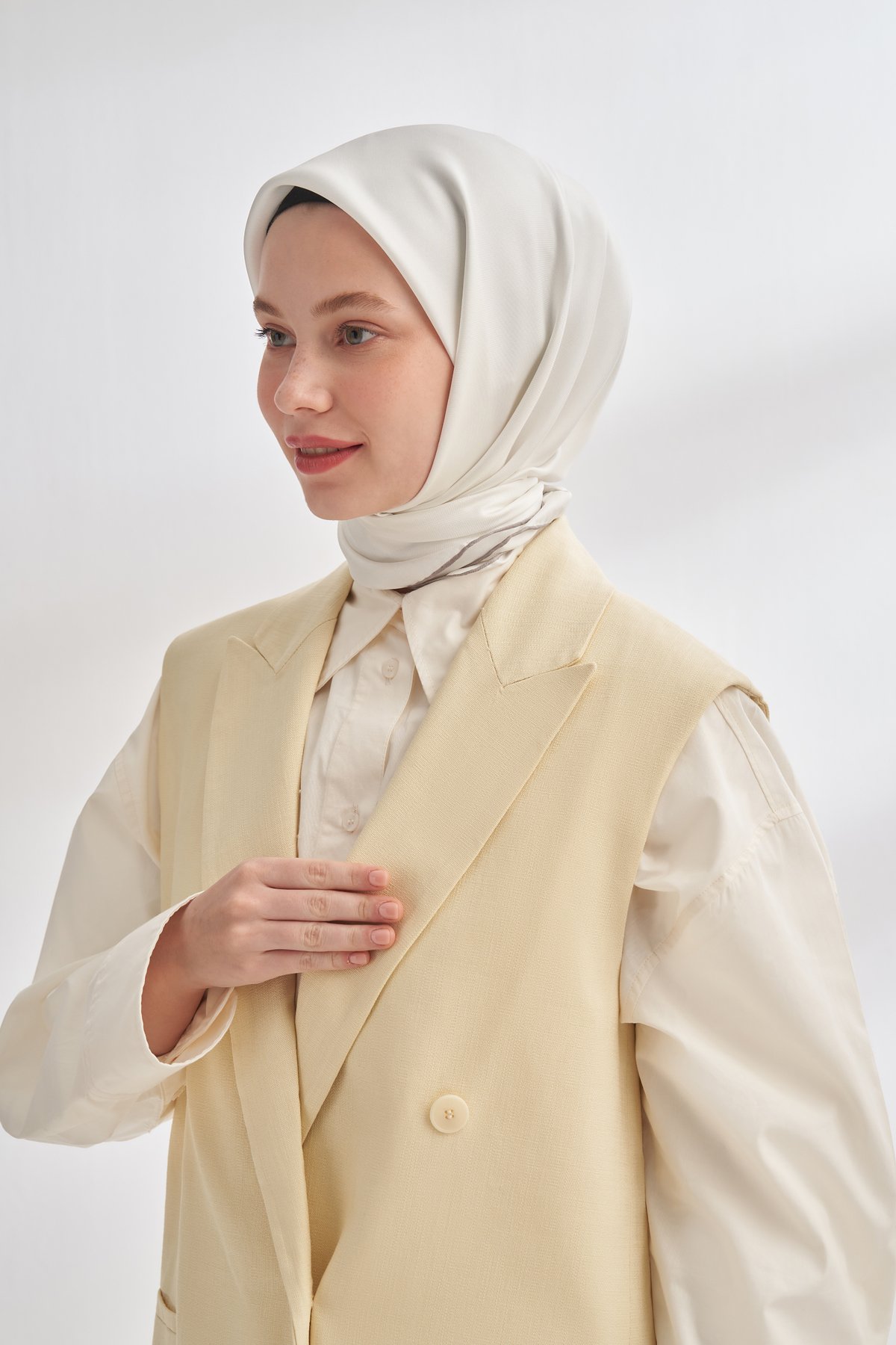 PREMIUM TWILL İPEK EŞARP - KIRIK BEYAZ