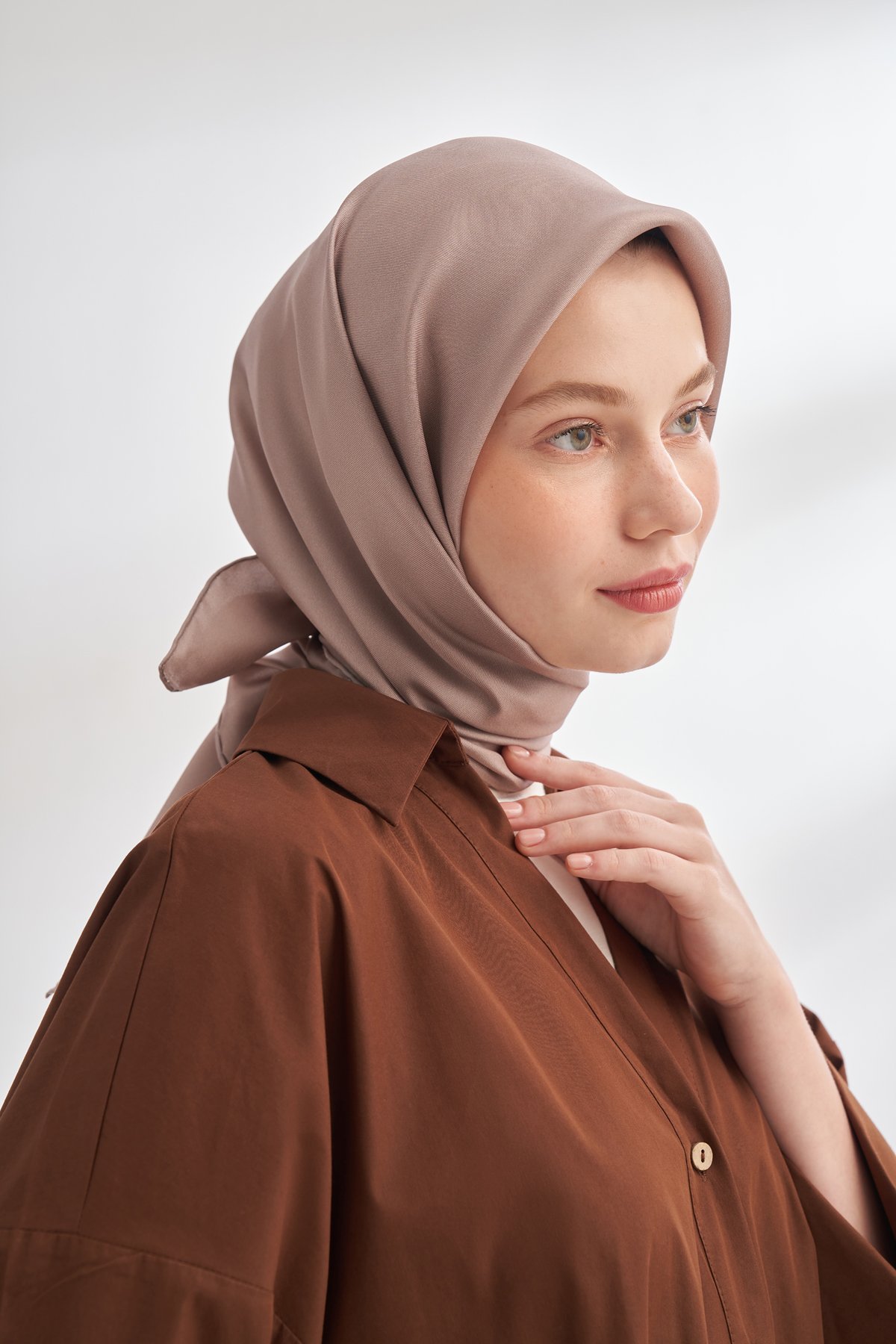 PREMIUM TWILL İPEK EŞARP - VİZON