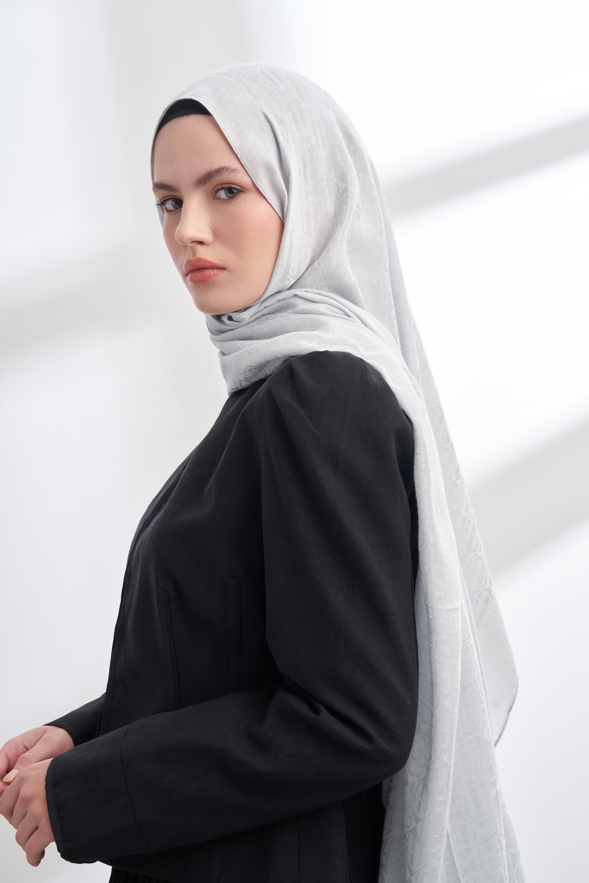 SOLEA JAKAR ICON DESEN ŞAL - GÜMÜŞ