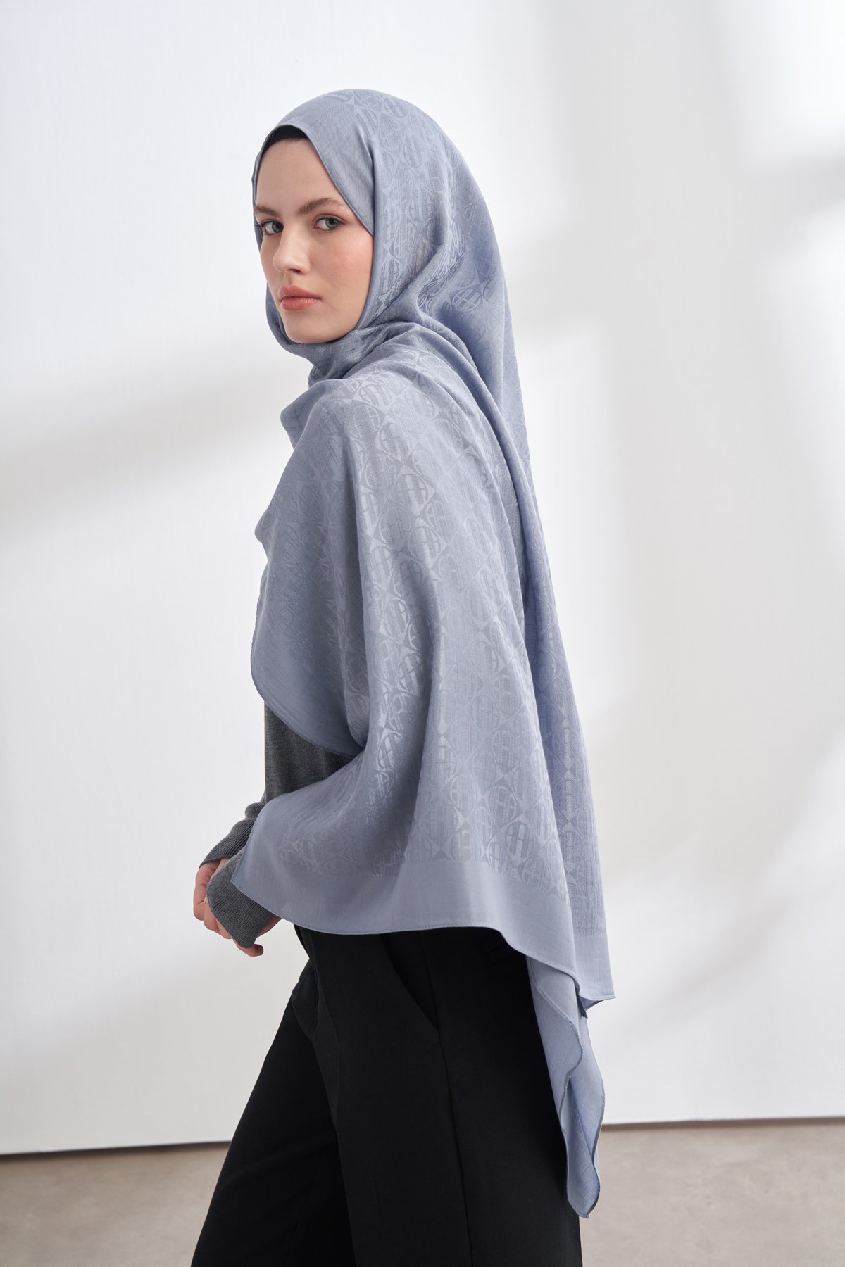 SOLEA JAKAR ICON DESEN ŞAL - KOT MAVİSİ