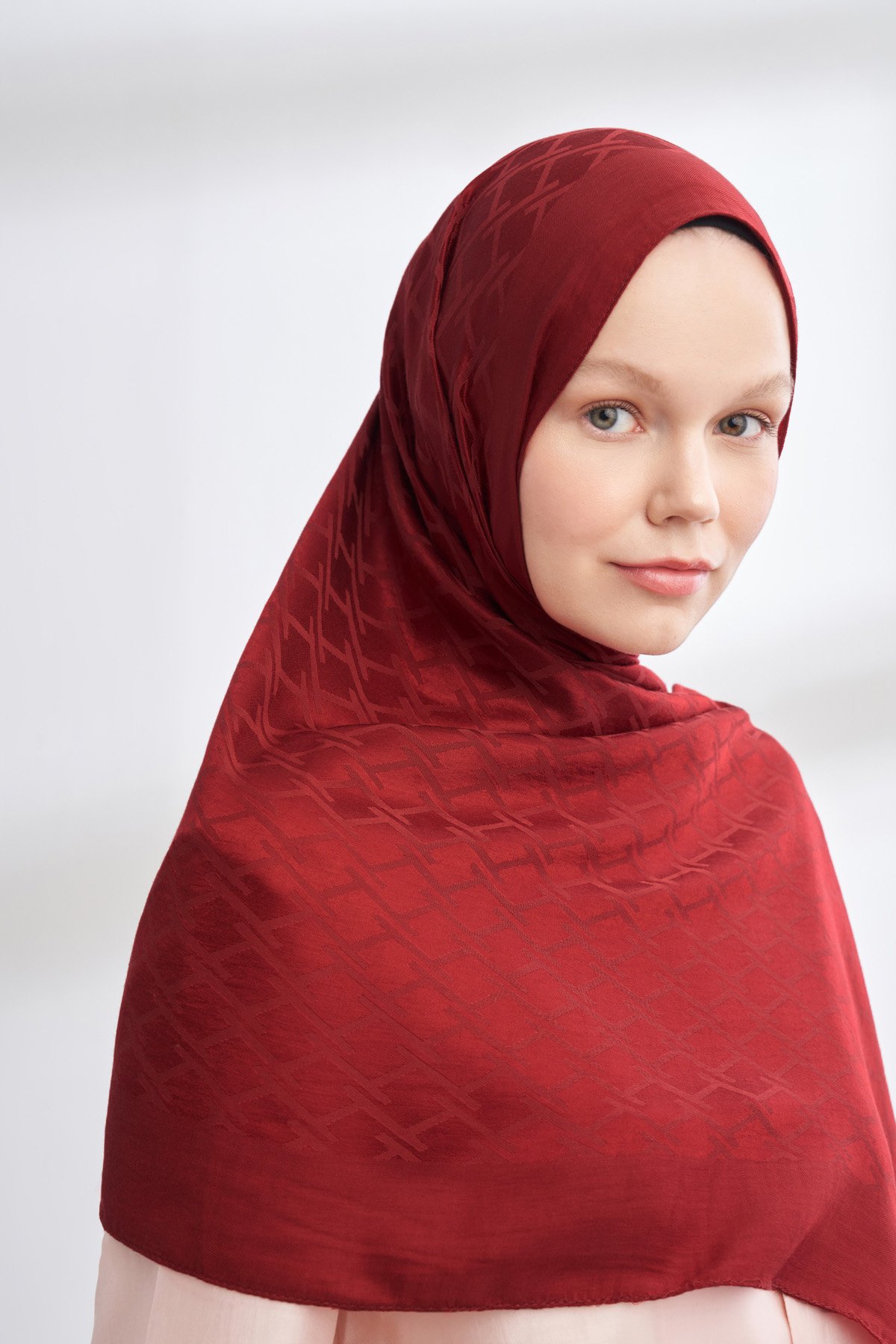 SOLEA JAKAR NORA DESEN ŞAL - BORDO