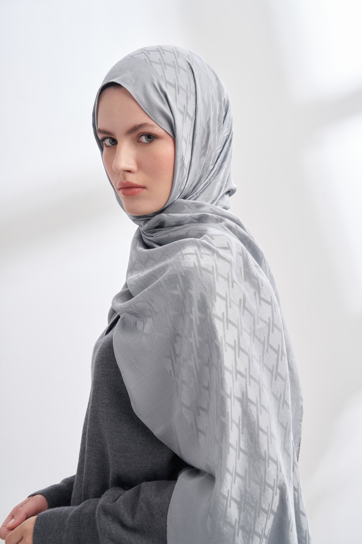 SOLEA JAKAR NORA DESEN ŞAL - GRİ