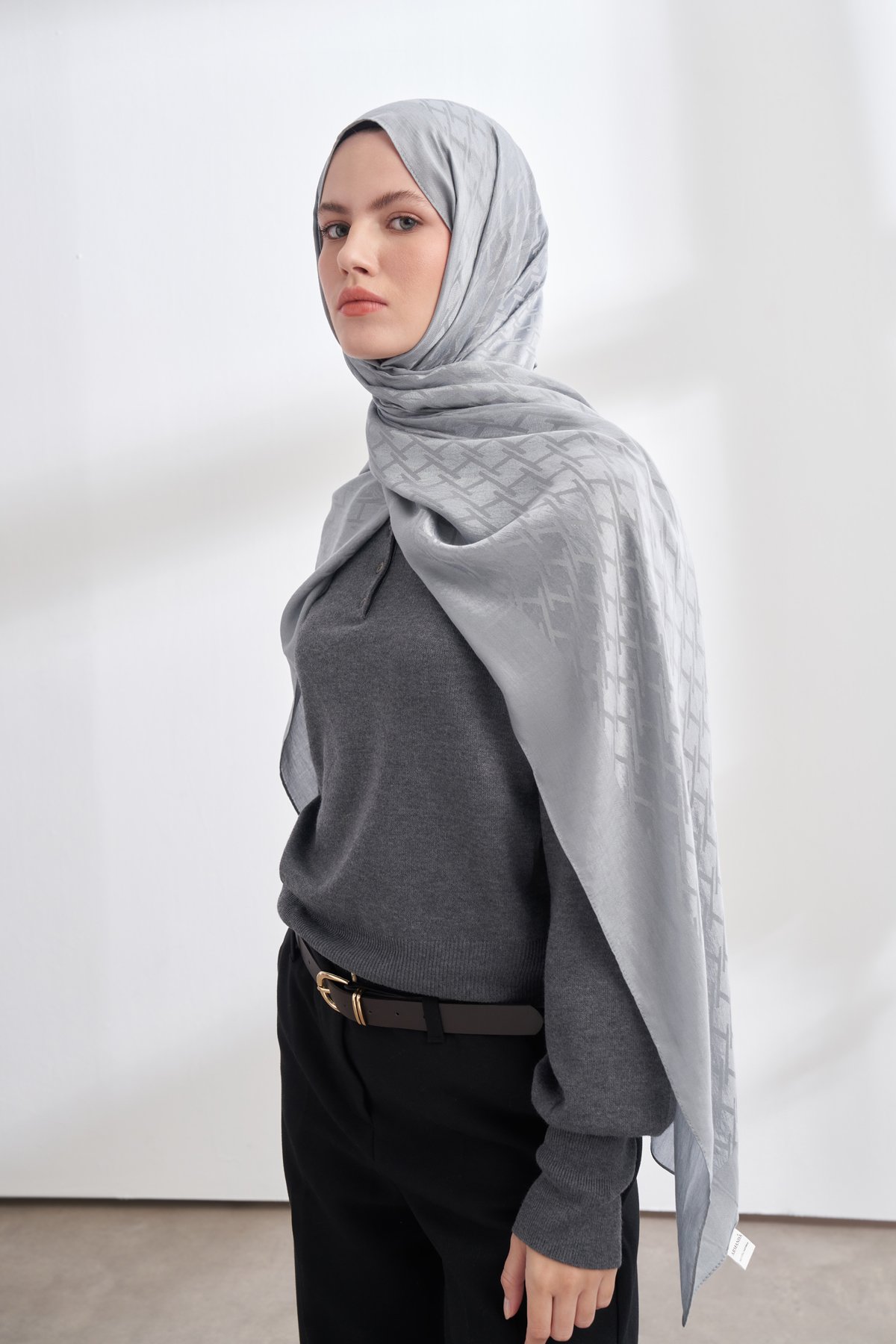 SOLEA JAKAR NORA DESEN ŞAL - GRİ