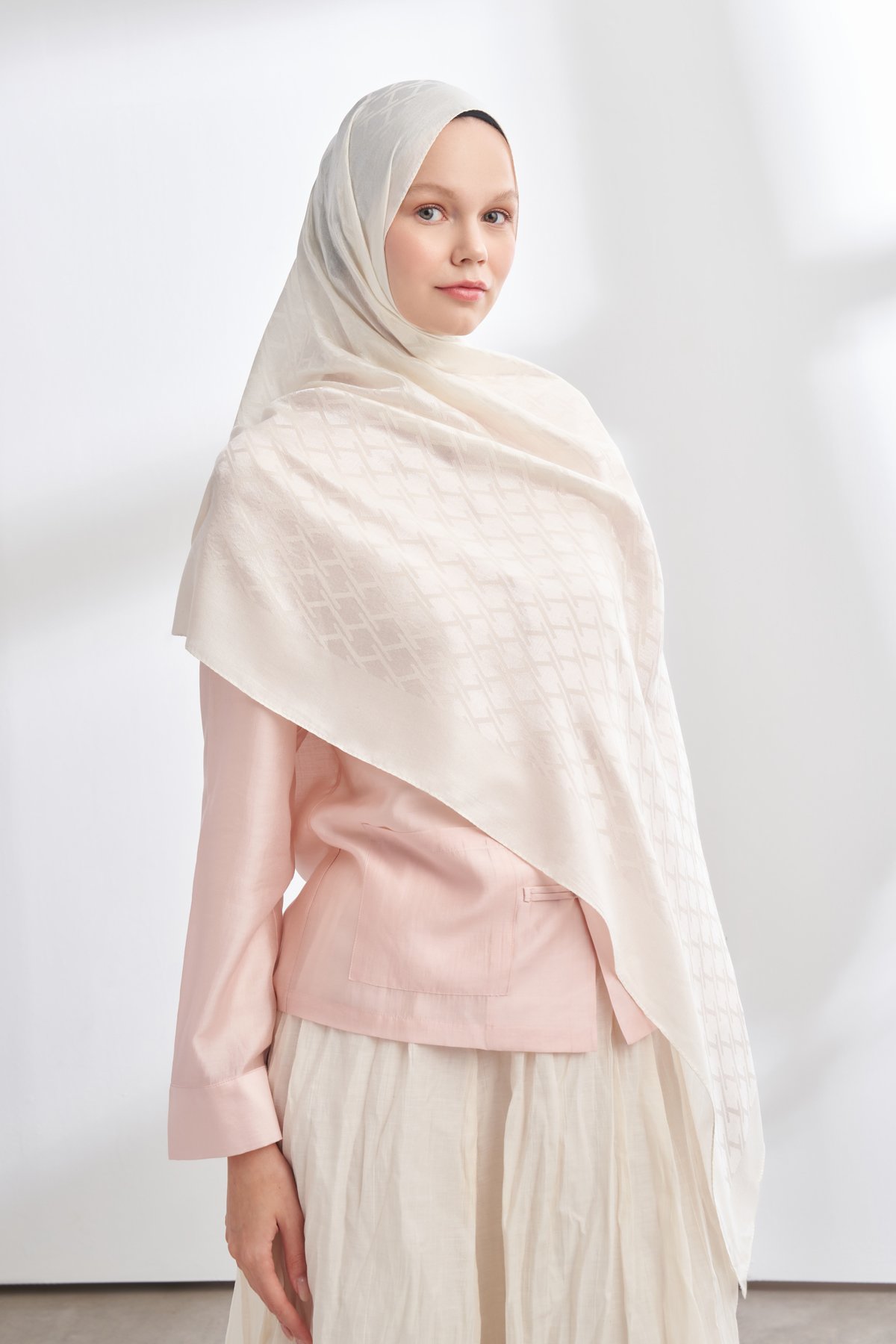 SOLEA JAKAR NORA DESEN ŞAL - KREM