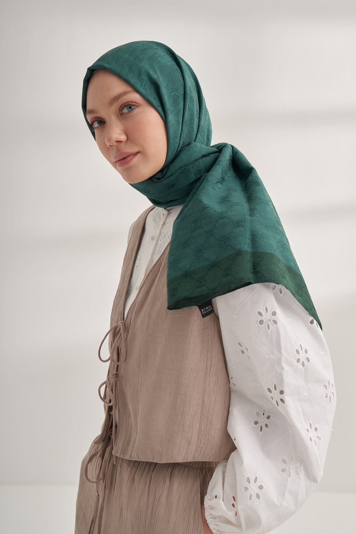 ZİNCİR MONOGRAM ŞAL - ZÜMRÜT