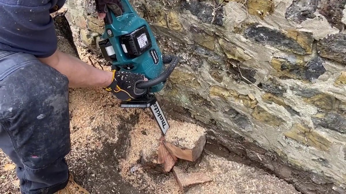 Ağaç MotoruMakita Akülü Ağaç Motoru 400MM Brushless 18VX2 Lityum (Sadece Alet)