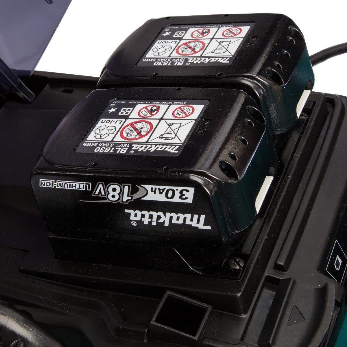 Çim BiçmeMakita Çim Biçme Akülü 38CM 18Vx2 Lityum (Aküsüz/Şarjersiz)