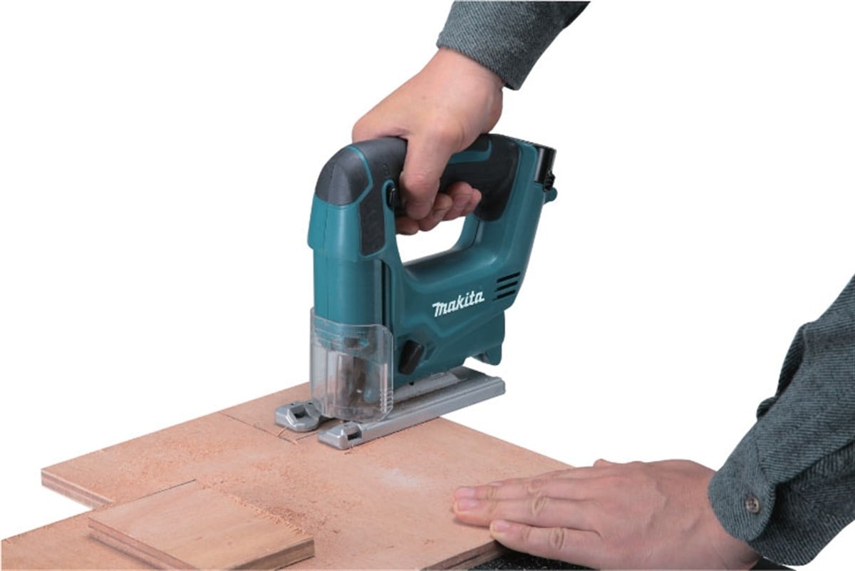 DekopajlarMakita Dekopaj Akülü 10.8V Lityum