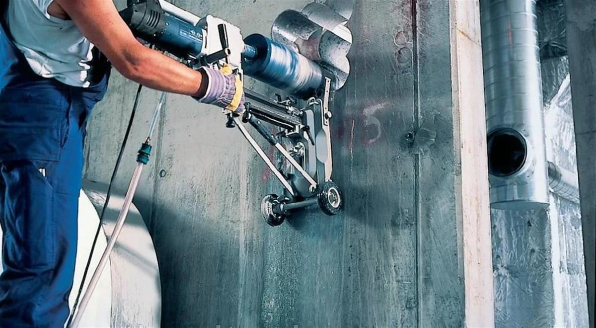 Karot MakineleriMakita Karot Makinasi 12.4KG 2500W