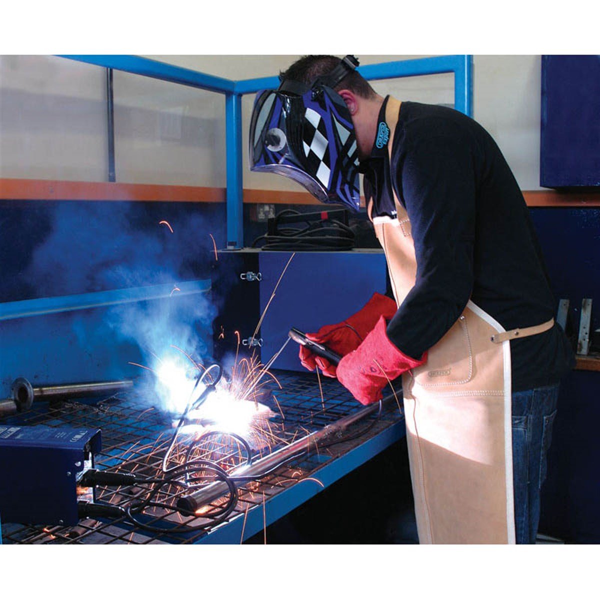 ÖnlüklerDraper Deri Önlük