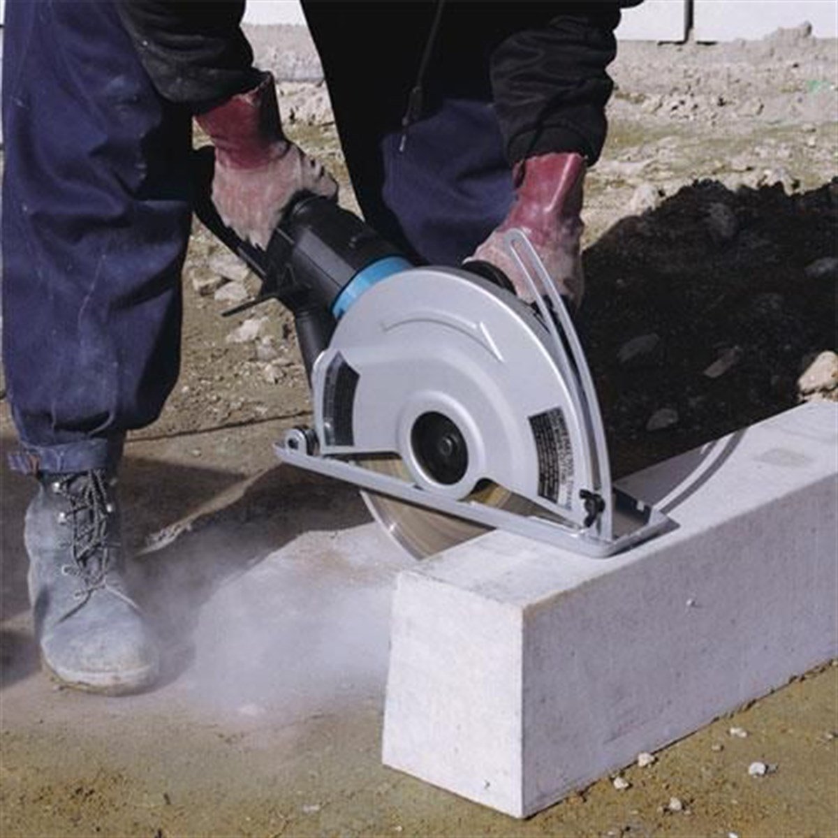 SpiralMakita Spiral Dikey 2400W 305MM