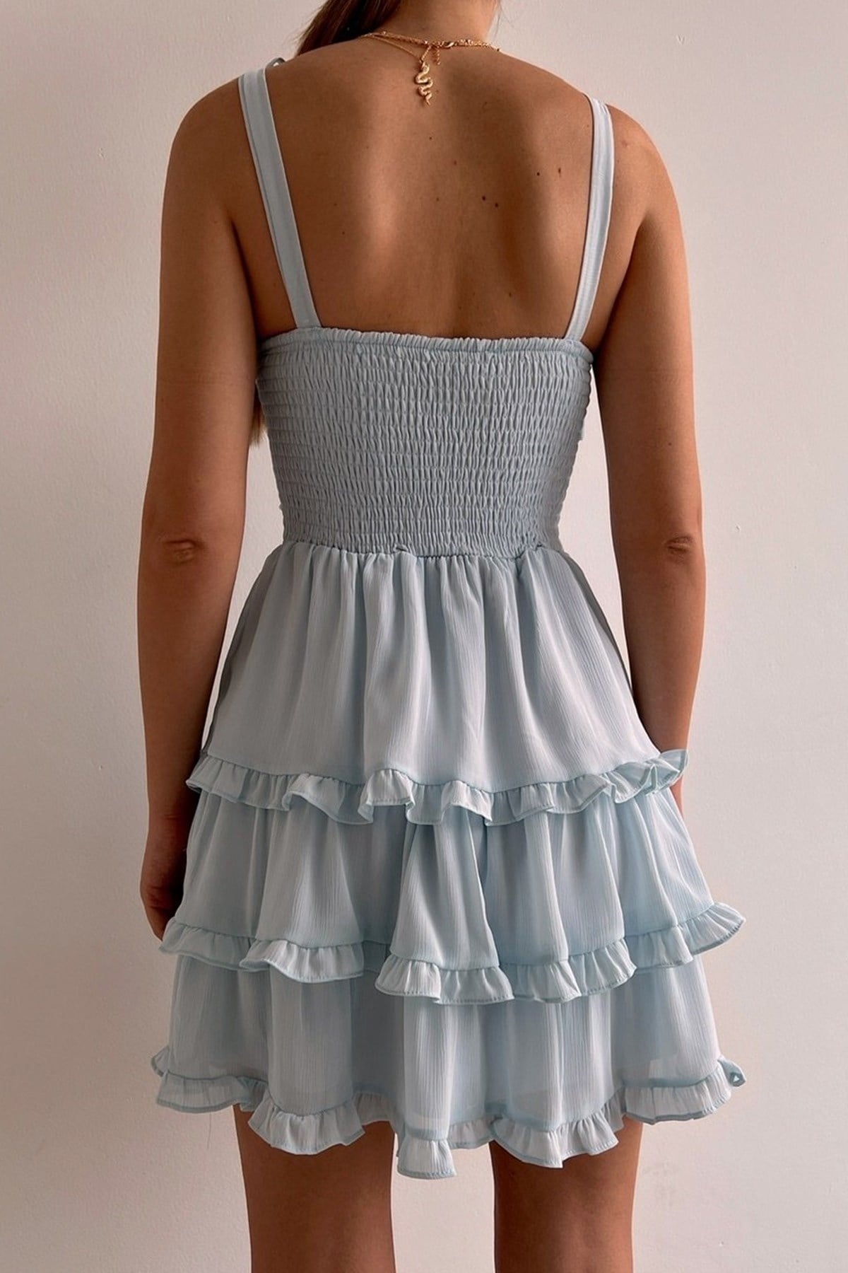 AEROBİN KUMAŞ GÖĞÜS DEKOLTELİ ETEĞİT KAT DETAYLI SIRTI GİPELİ BEBE MAVİ ELBİSE BABY BLUE DRESS MSCX-116-BEBEMAVİ